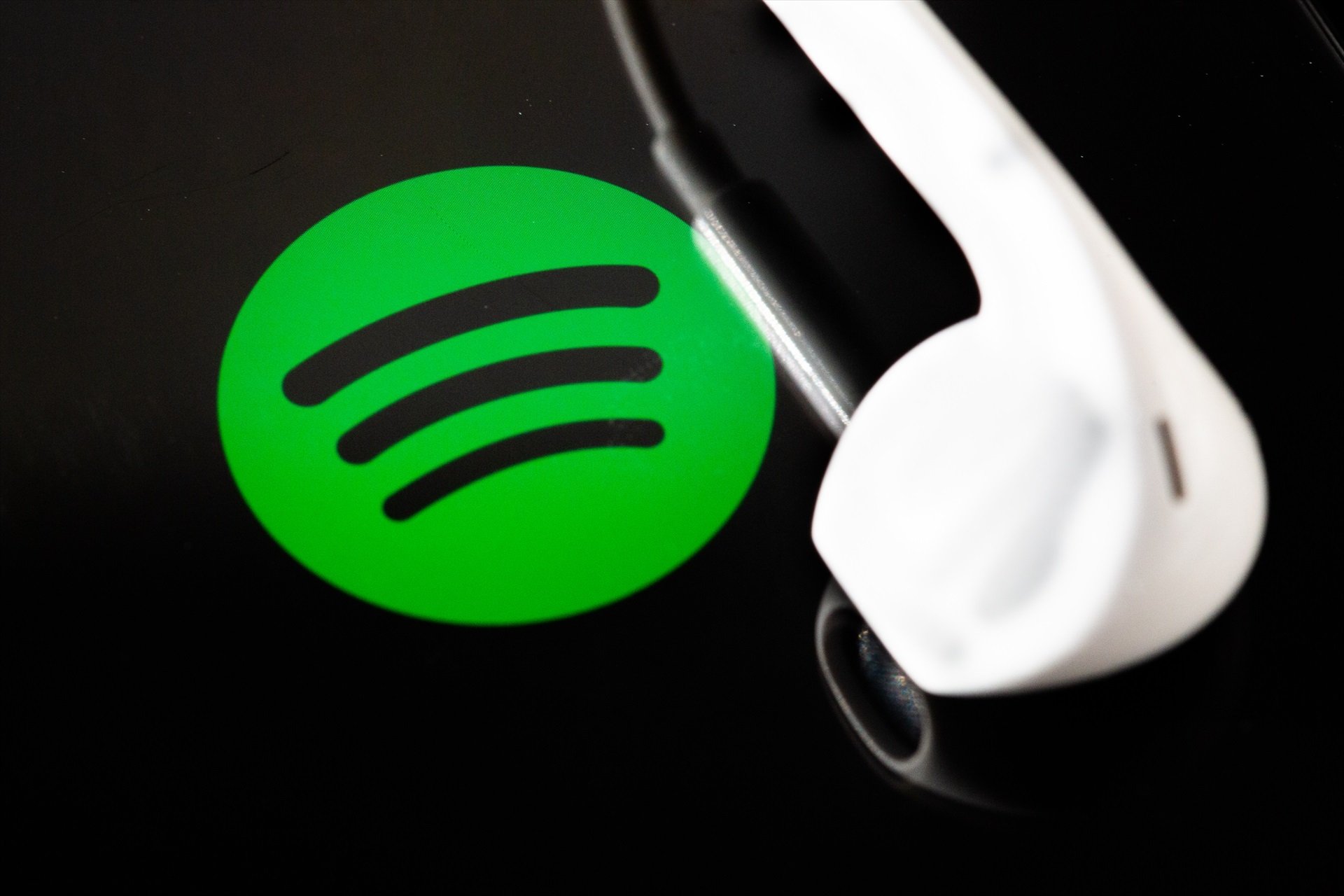 Spotify perd 247 milions pel tancament de pódcast i la depreciació d'immobles