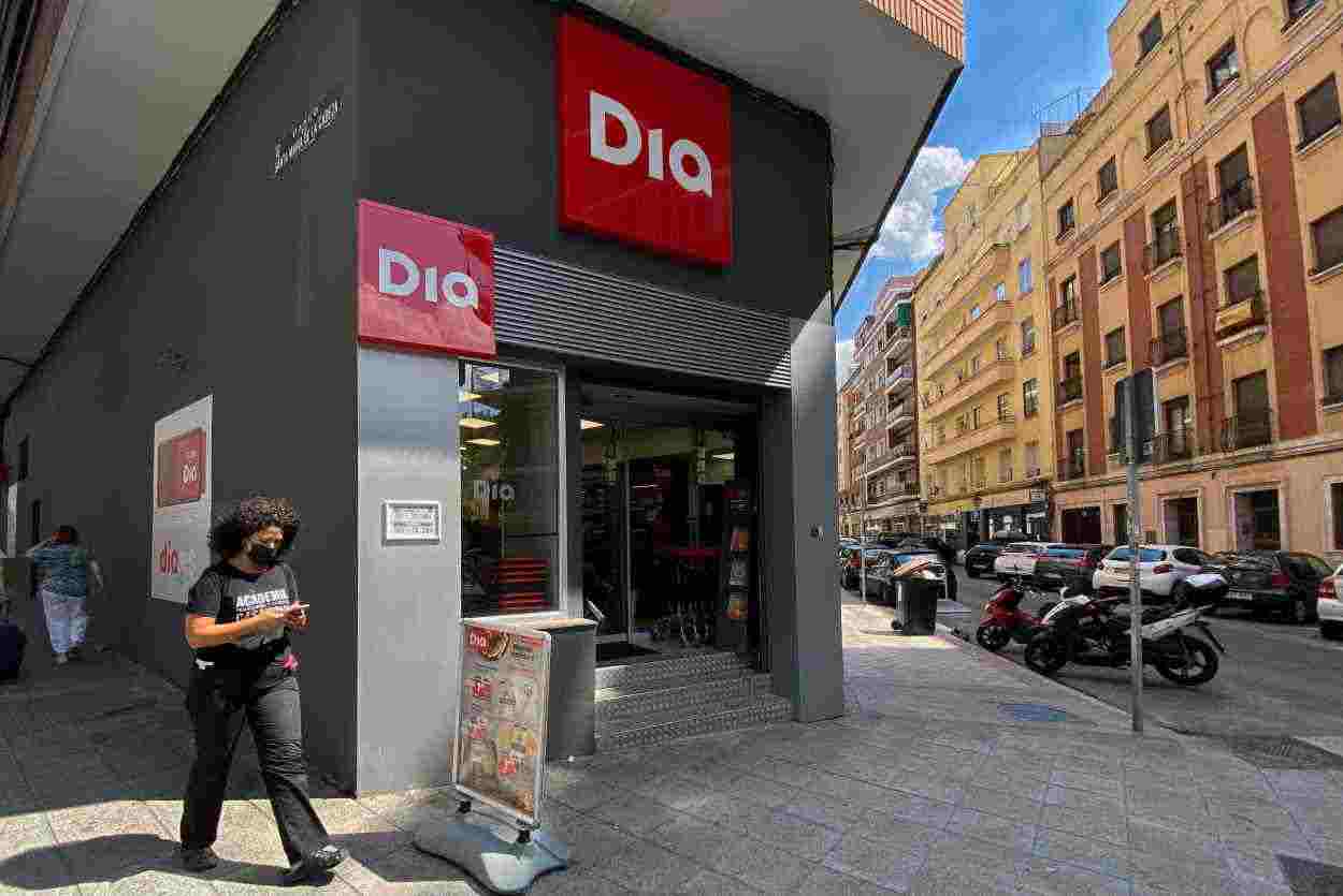 Dia redueix les seves pèrdues un 35% per la venda de botigues a Alcampo a Espanya