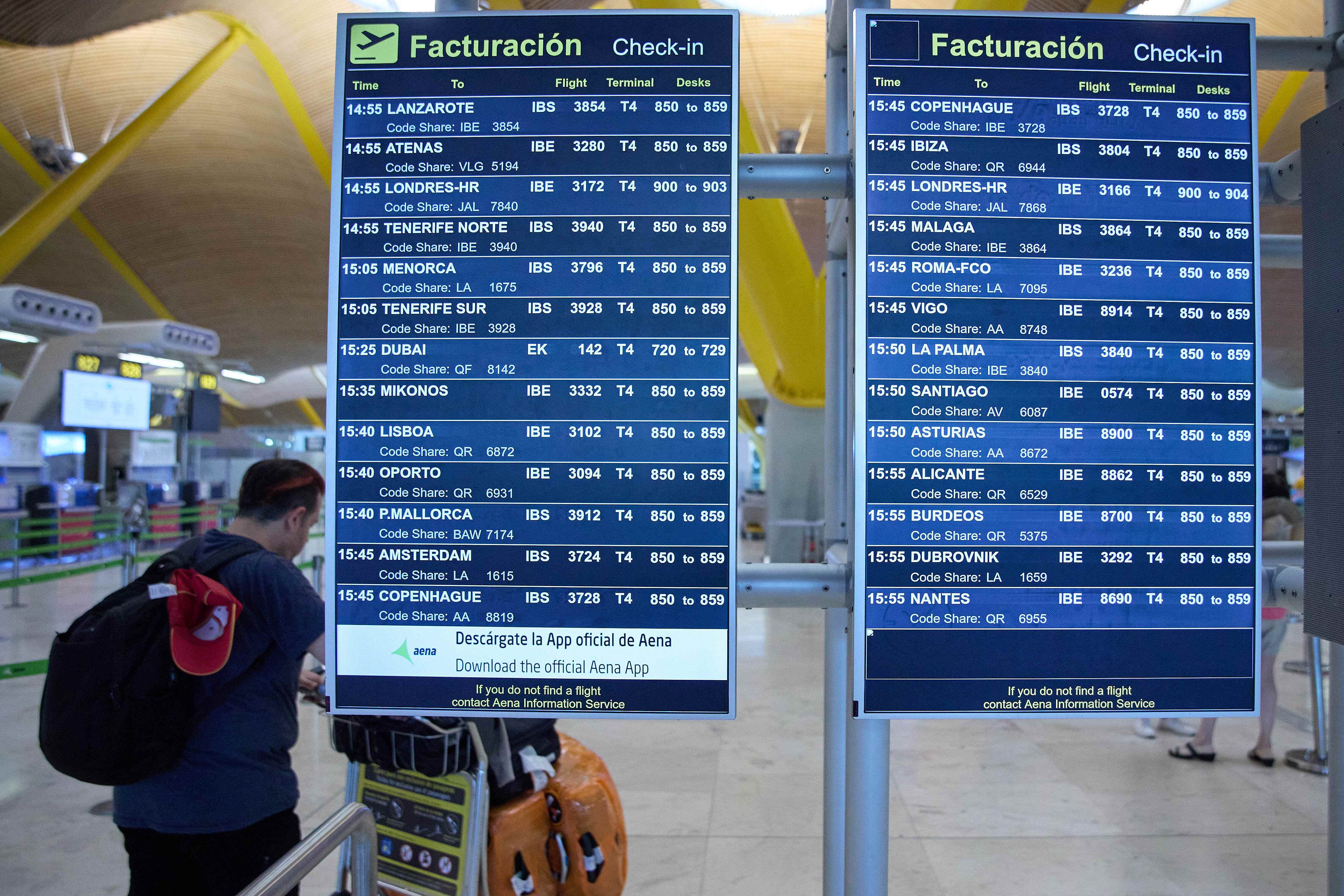 turismo aeropuerto Madrid Barajas by Europa Press