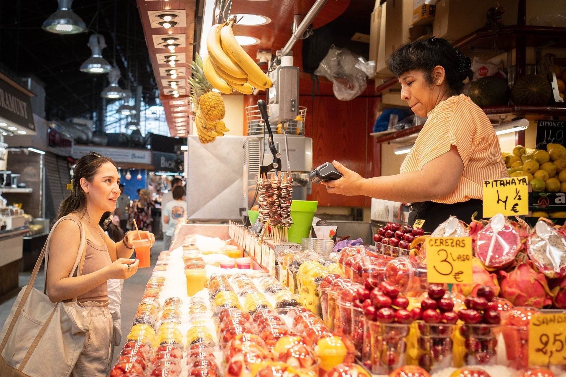 Casi la mitad de alimentos con el IVA rebajado se han encarecido, según Facua