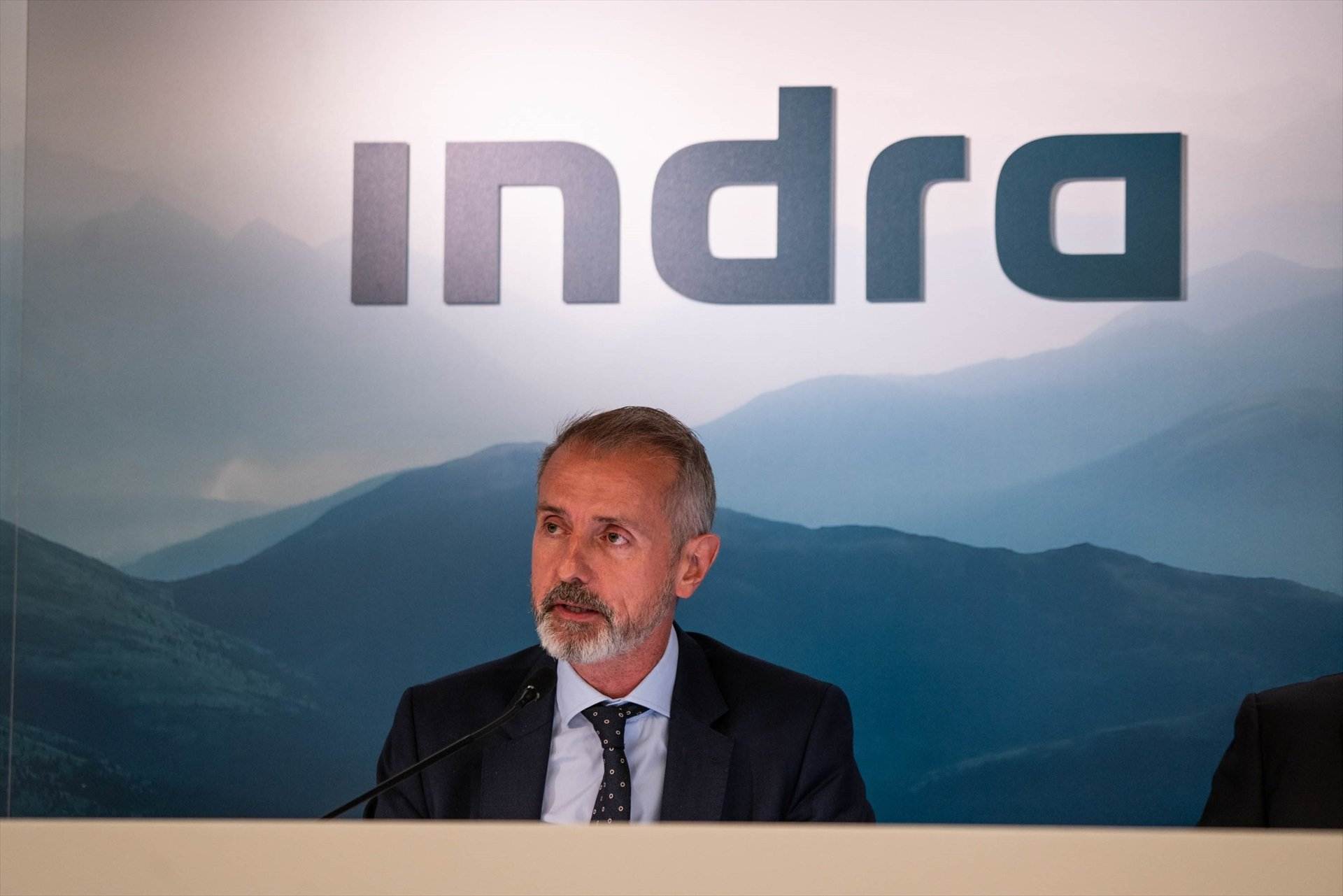 Indra obtiene un beneficio de 206 millones, un 19,8% más, y mantiene el dividendo