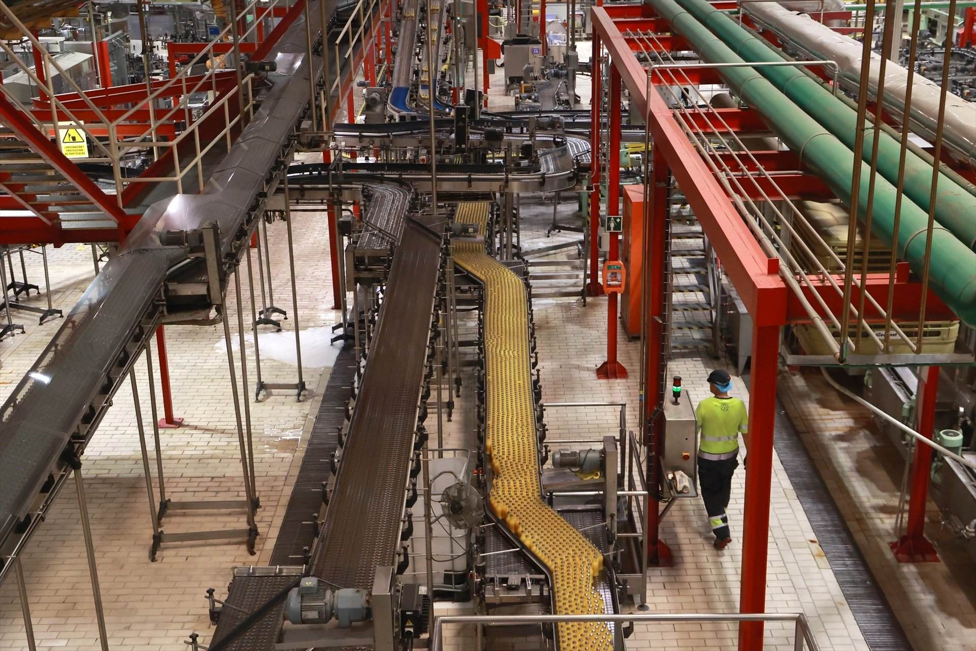 La industria registra la mayor caída de precios en 40 años pese a la inflación: este es el motivo