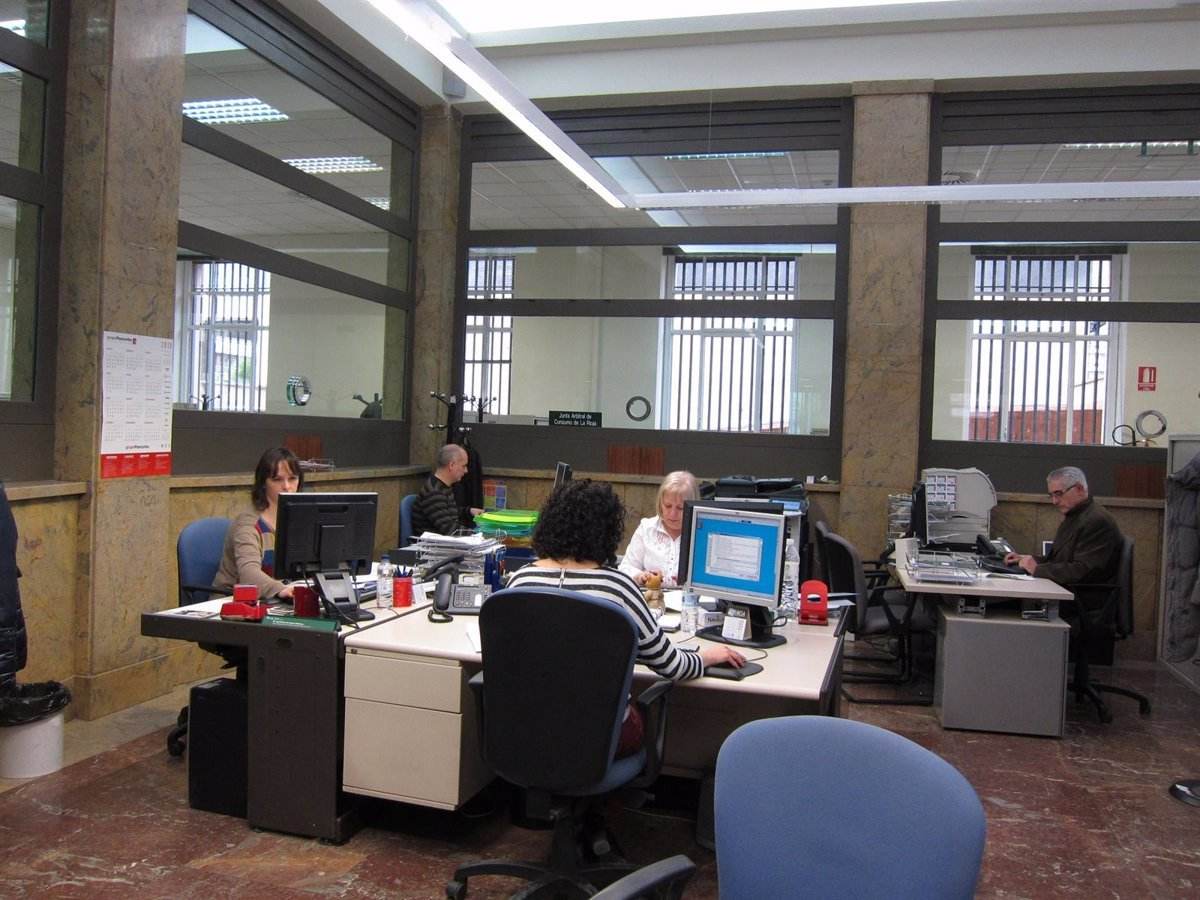 Los funcionarios cobrarán en febrero un 0,5% más por la subida del PIB