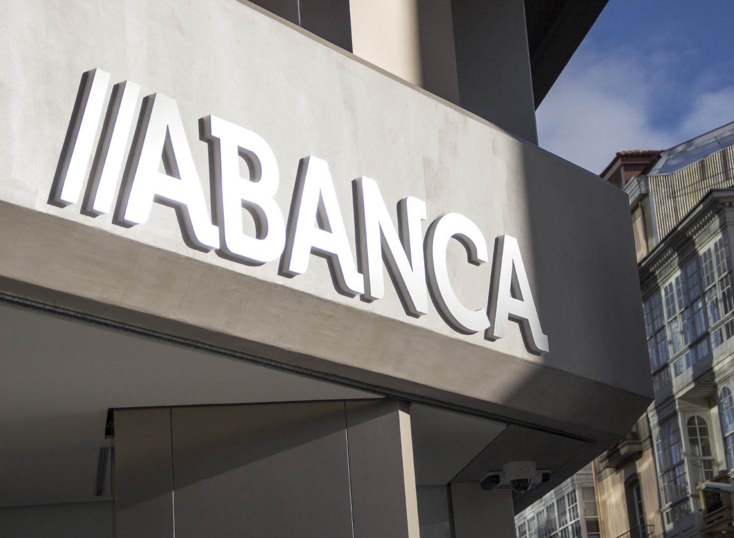 Abanca sigue a sus competidores y lanza al mercado su primera hipoteca mixta