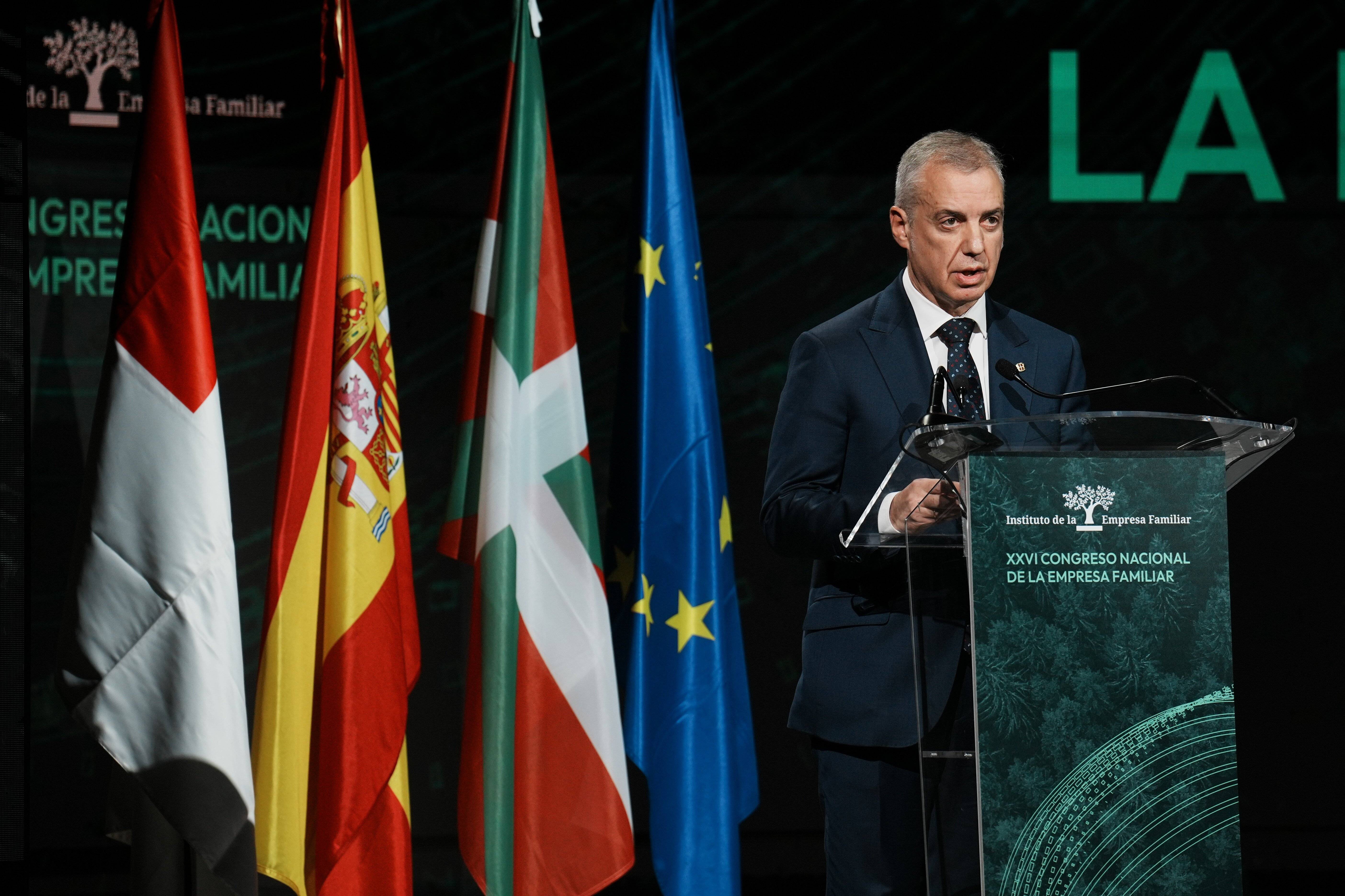 Esbroncada a Urkullu al congrés de l'Empresa Familiar per parlar euskera
