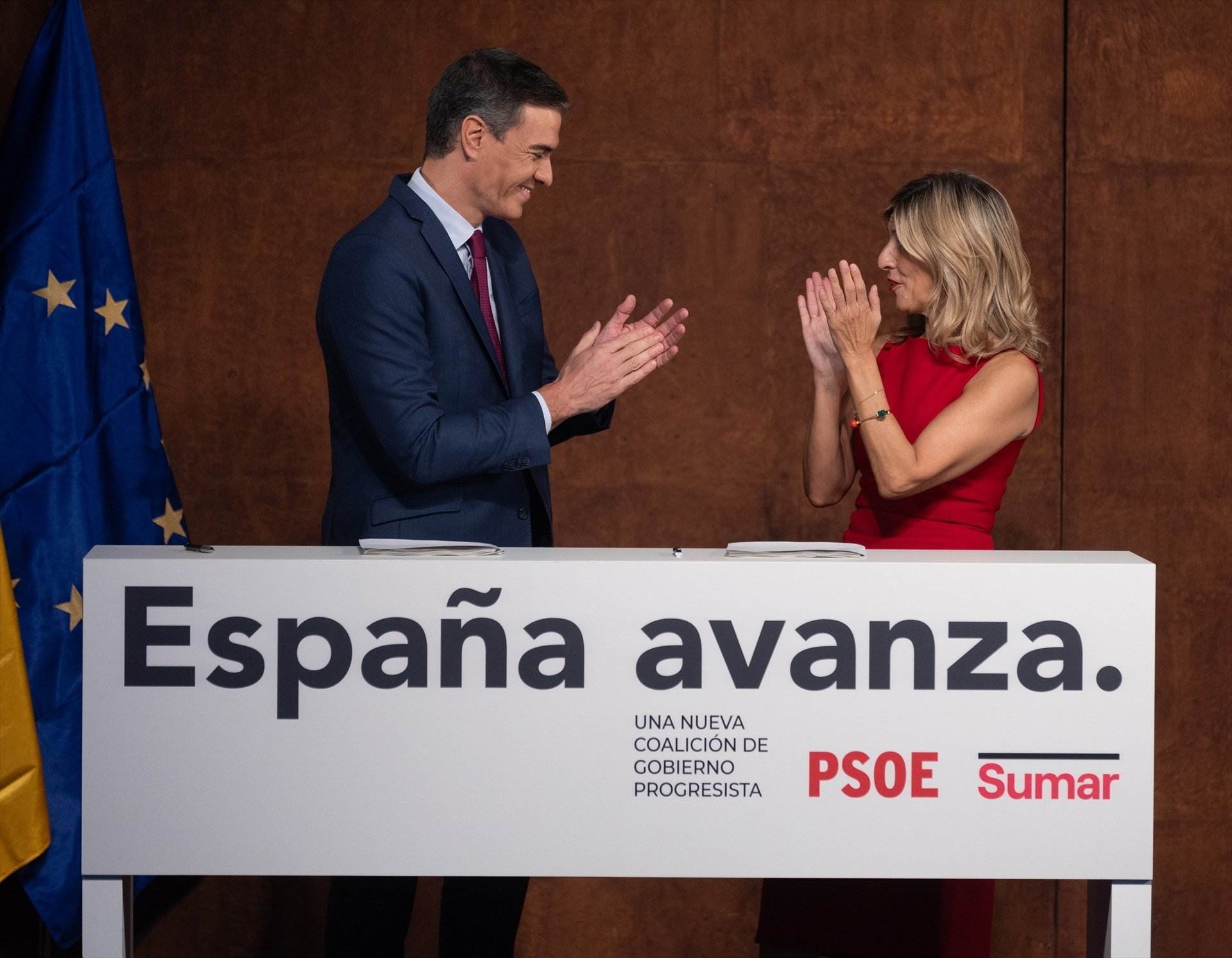 Los sindicatos aplauden la propuesta de PSOE y Sumar para rebajar la jornada laboral