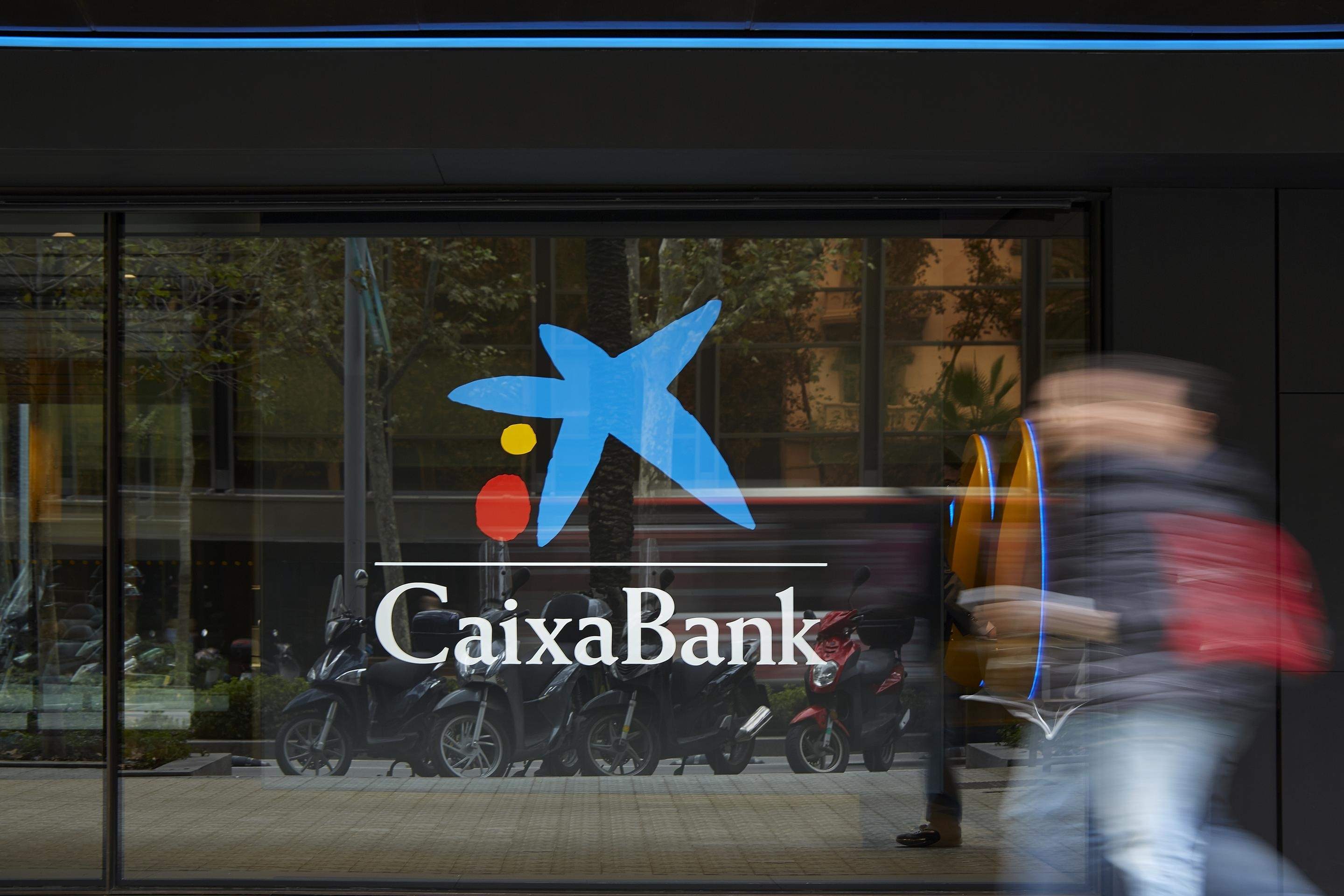 EuropaPress 4634477 oficina caixabank