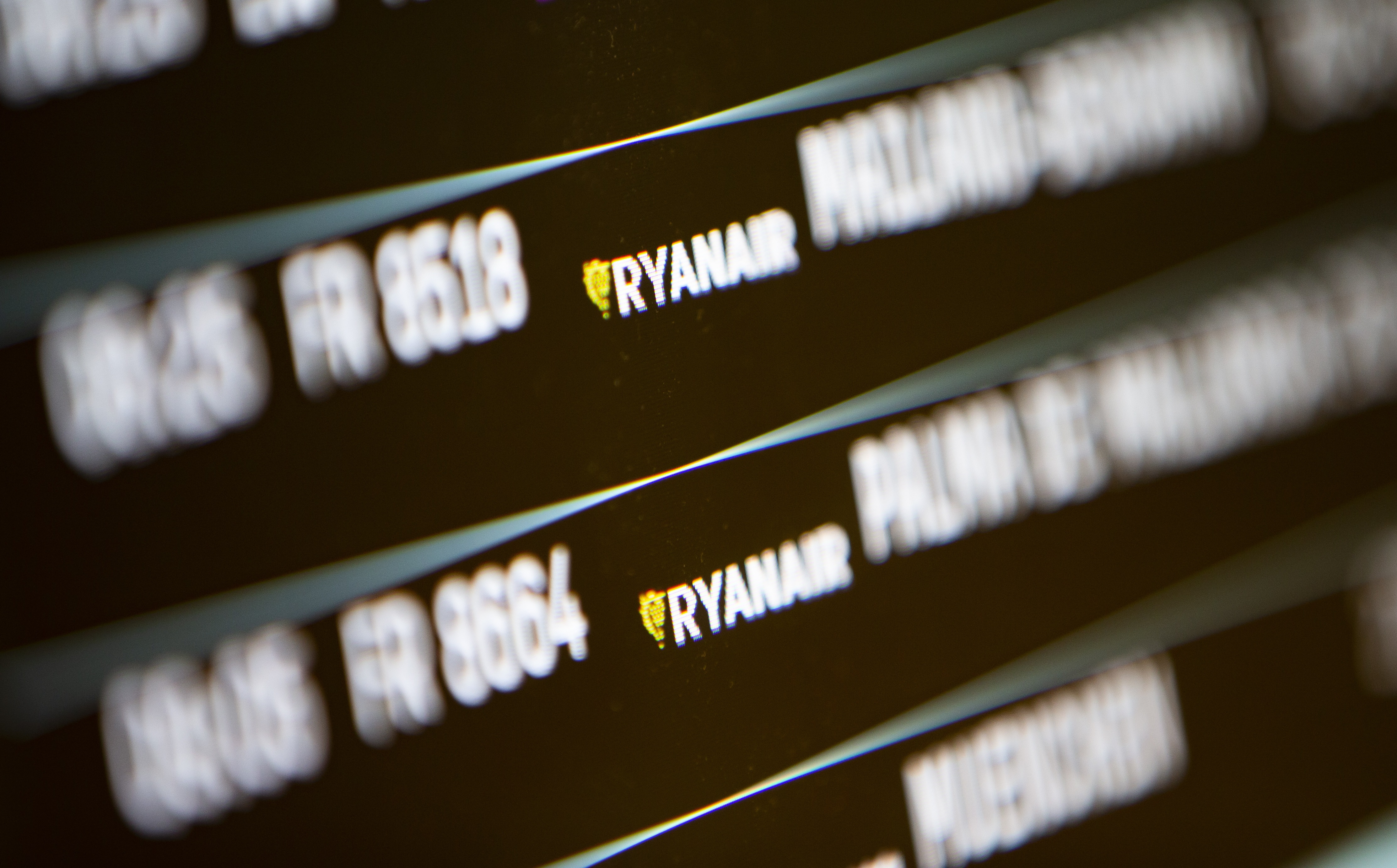 Ryanair deja atrás a Vueling y se desmarca como aerolínea líder en España