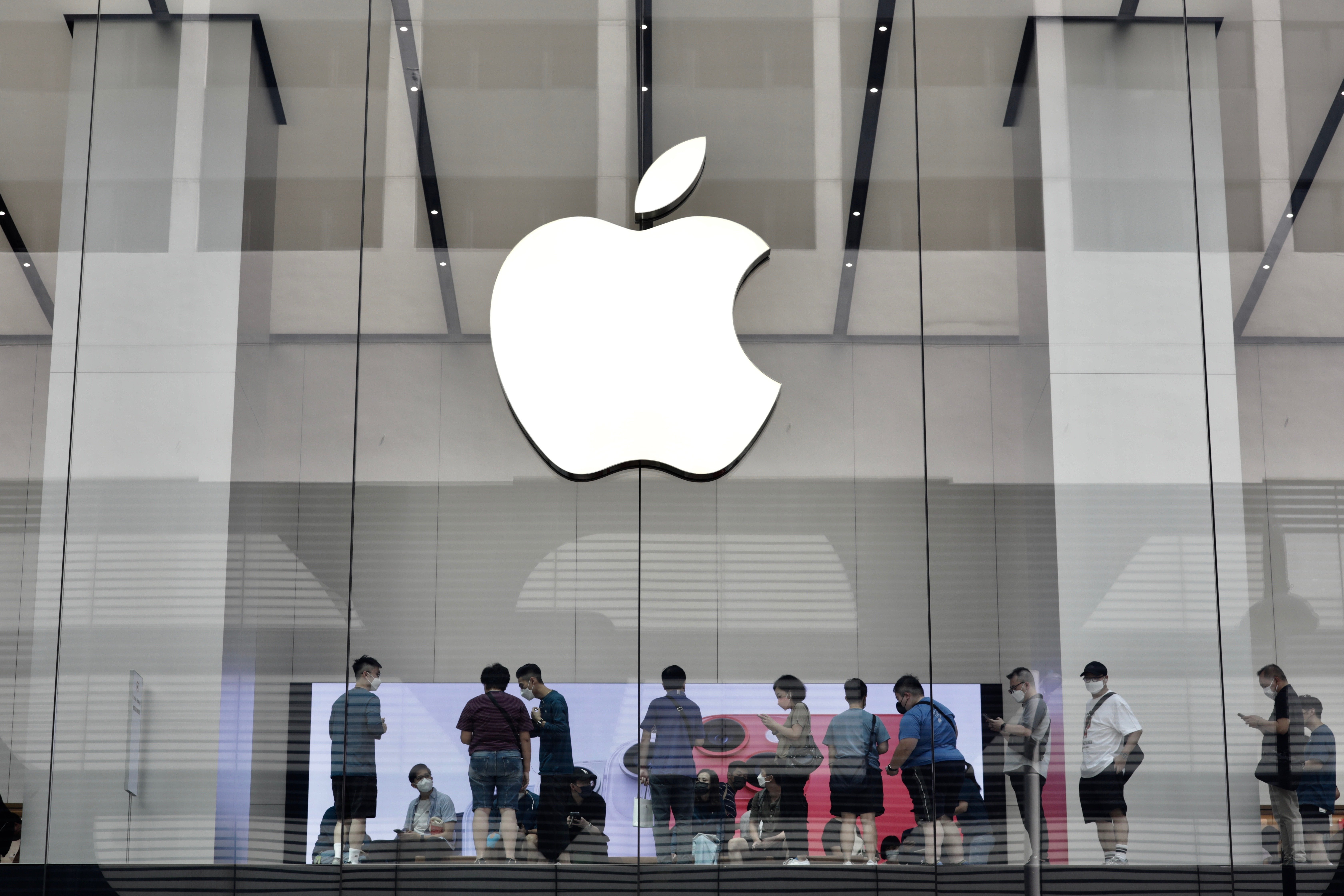 Apple redueix un 3% el seu benefici anual, fins a 91.320 M, malgrat els ingressos rècord per iPhone