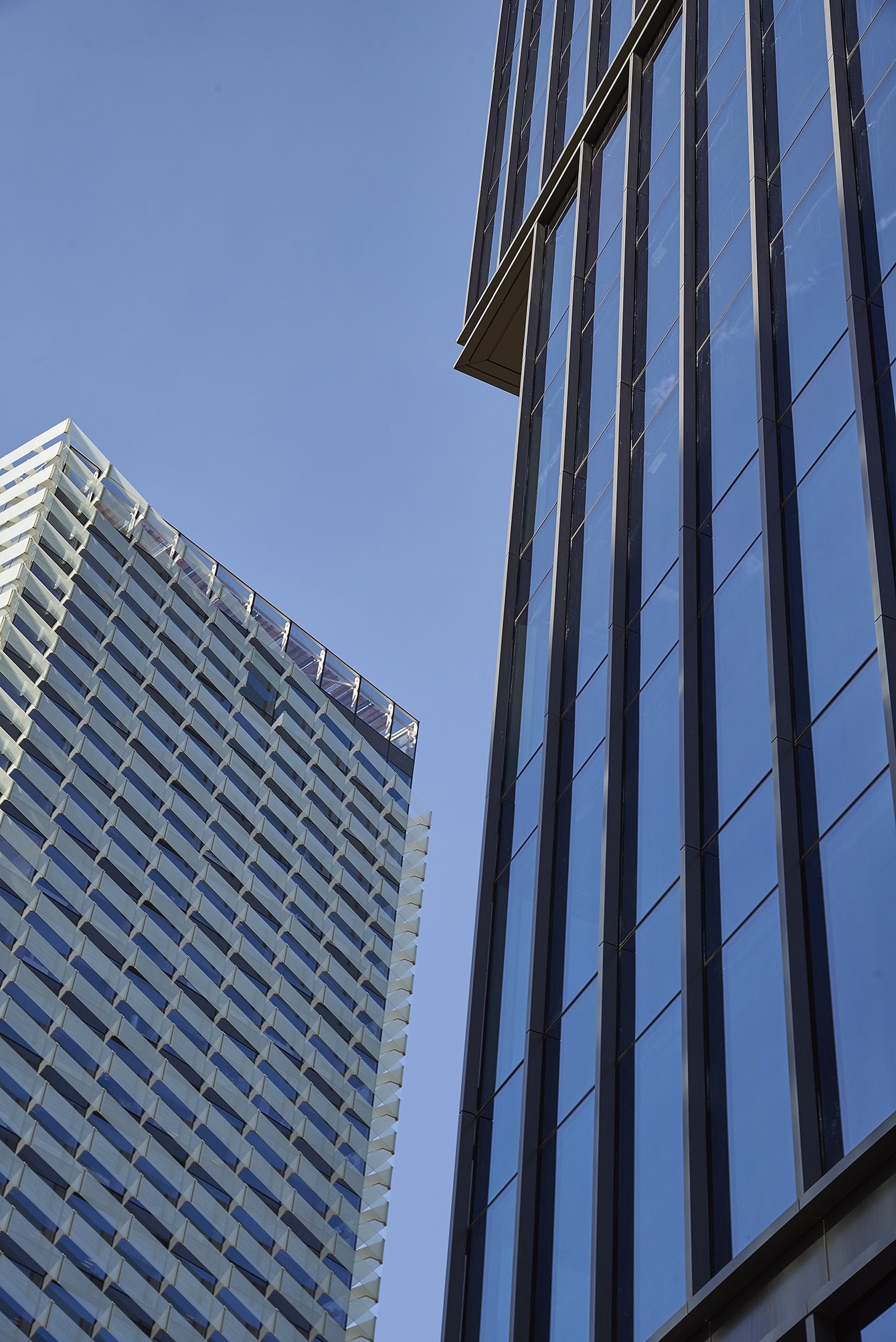 Aquesta és la macro torre que Puig inaugurarà pel seu hub d'operacions a Catalunya