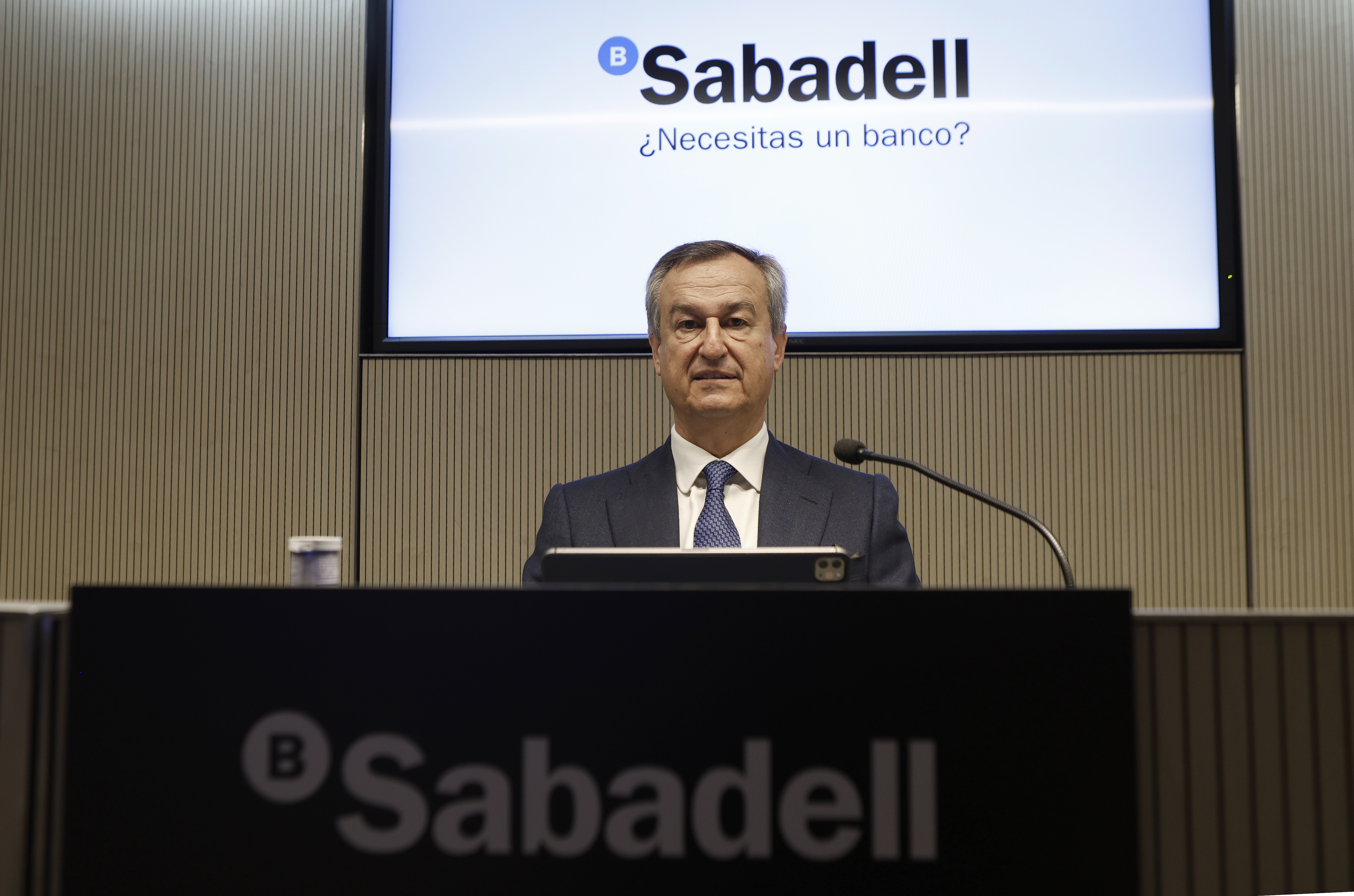 El Sabadell anticipa más cierres de oficinas en todo el sector bancario