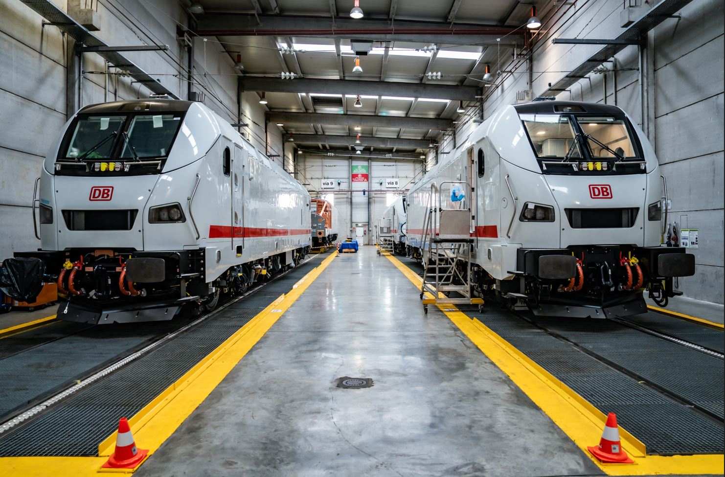 Nervios entre los trabajadores de Talgo por mantener las fábricas y el empleo en España