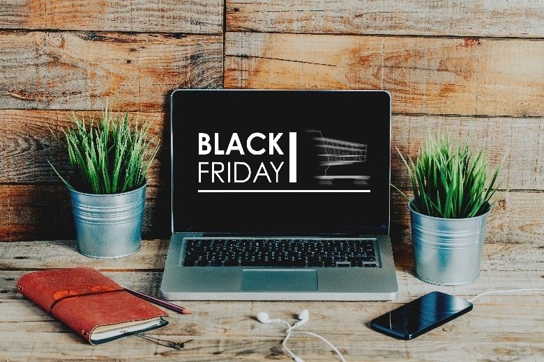 Cuidado con los precios rebajados online del Black Friday: esconden una subida media del 3%