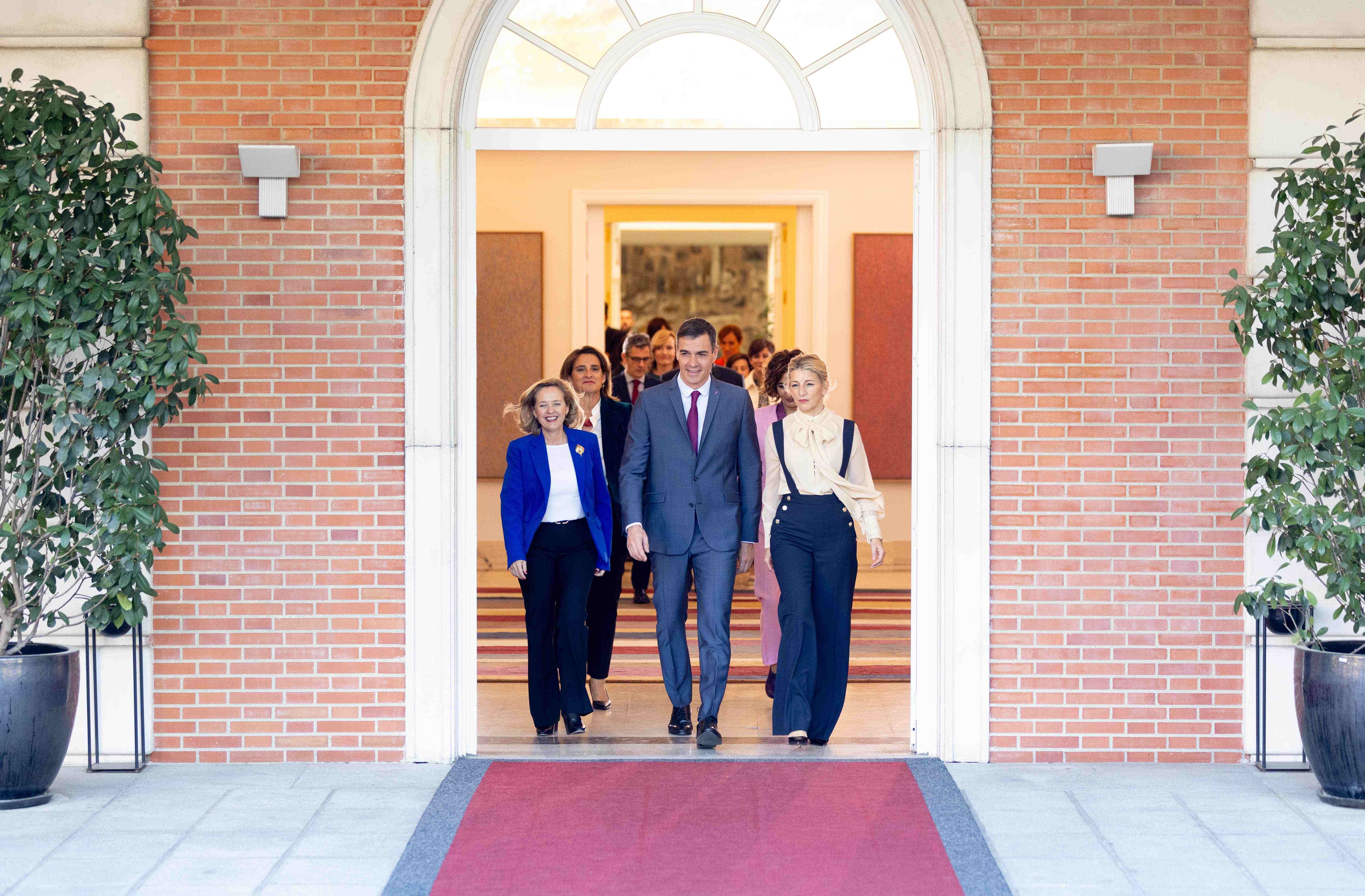 Las vicepresidentas Calviño y Díaz. Europa Press