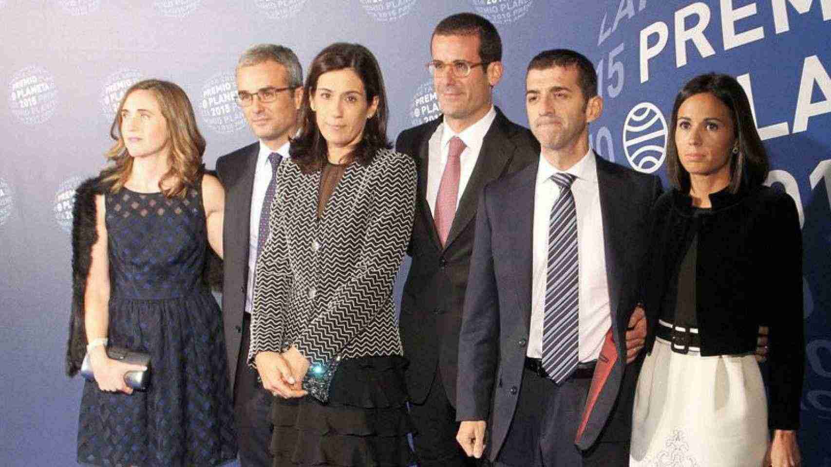 El planeta de los Lara: tres generaciones, ocho primos y una disputa familiar
