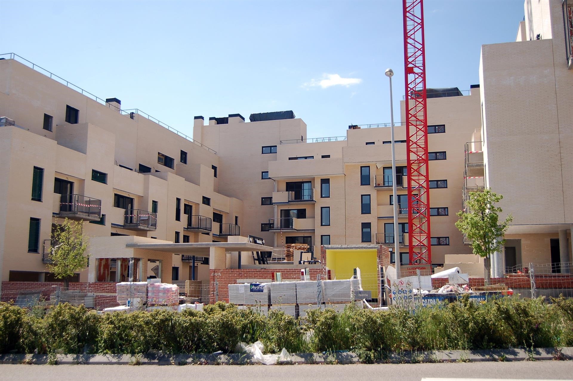 El preu de l'habitatge nou, pels aires: pateix la pujada més gran en 16 anys