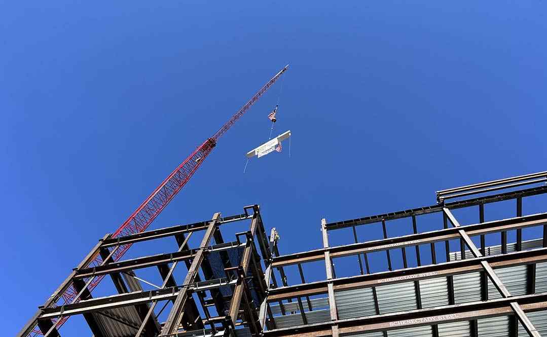 Turner, filial de ACS, culmina la primera torre del Centro de Neurociencias de Yale de 430 millones