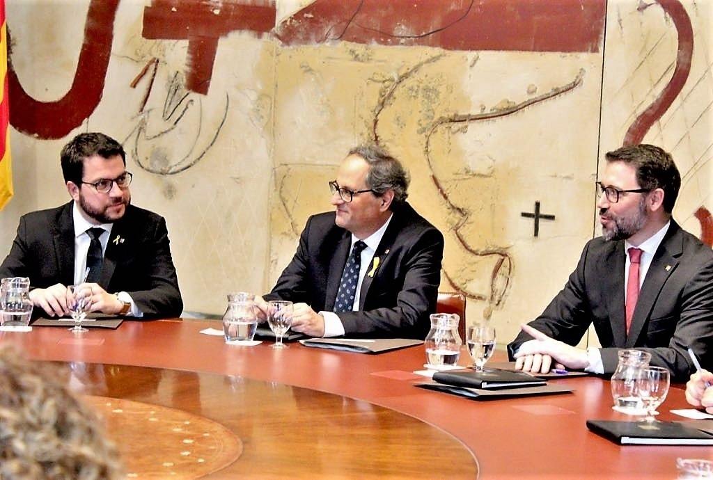 Dos ex altos cargos de la Generalitat entran en una agencia de contenidos religiosos