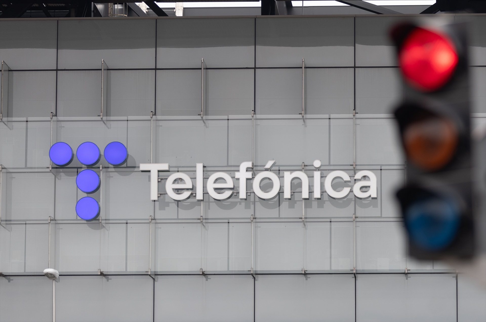 Telefónica desemborsarà 1.300 milions per acomiadar 3.421 empleats