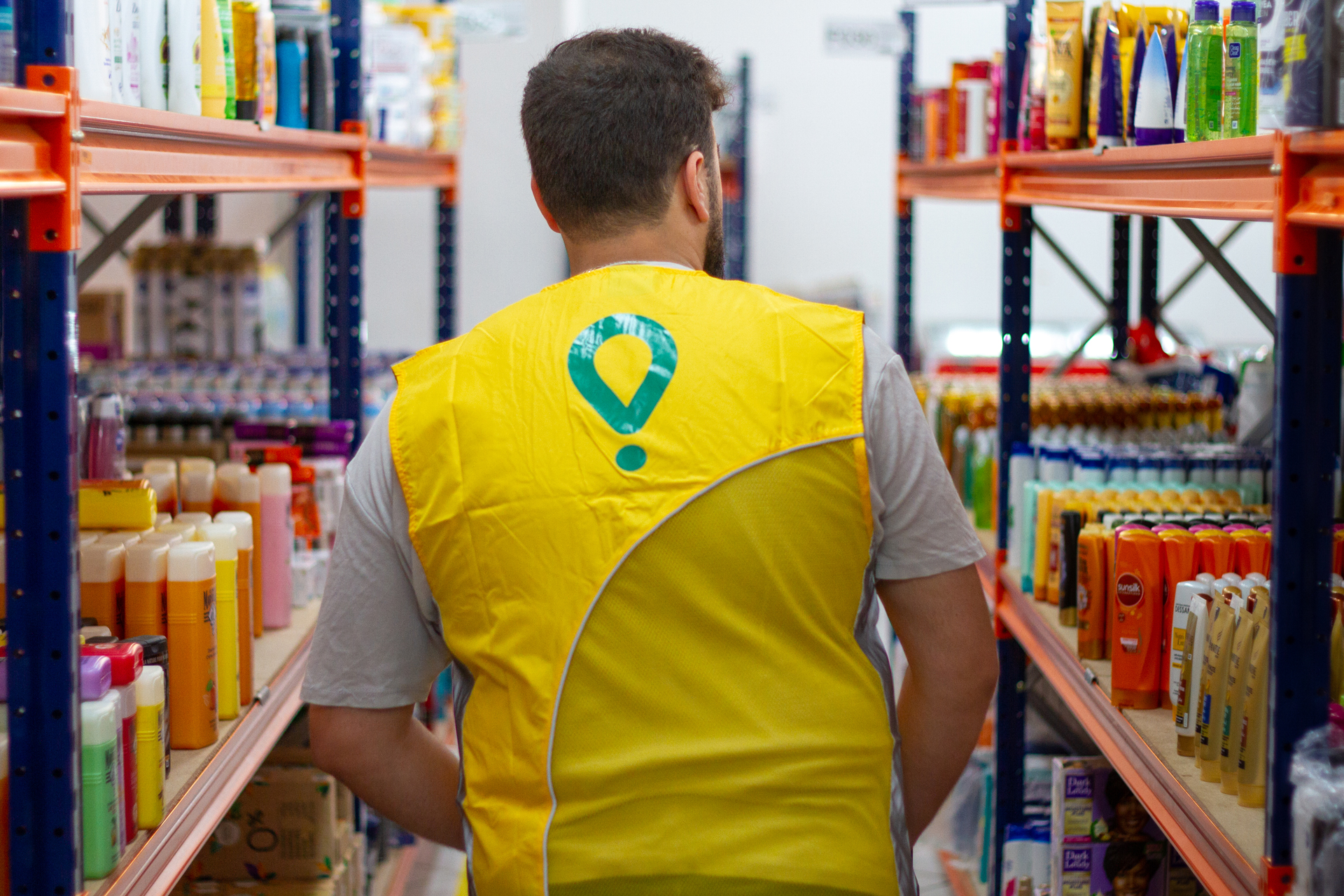 Glovo recortará el sueldo a los empleados de parte de las tiendas que no cerrará