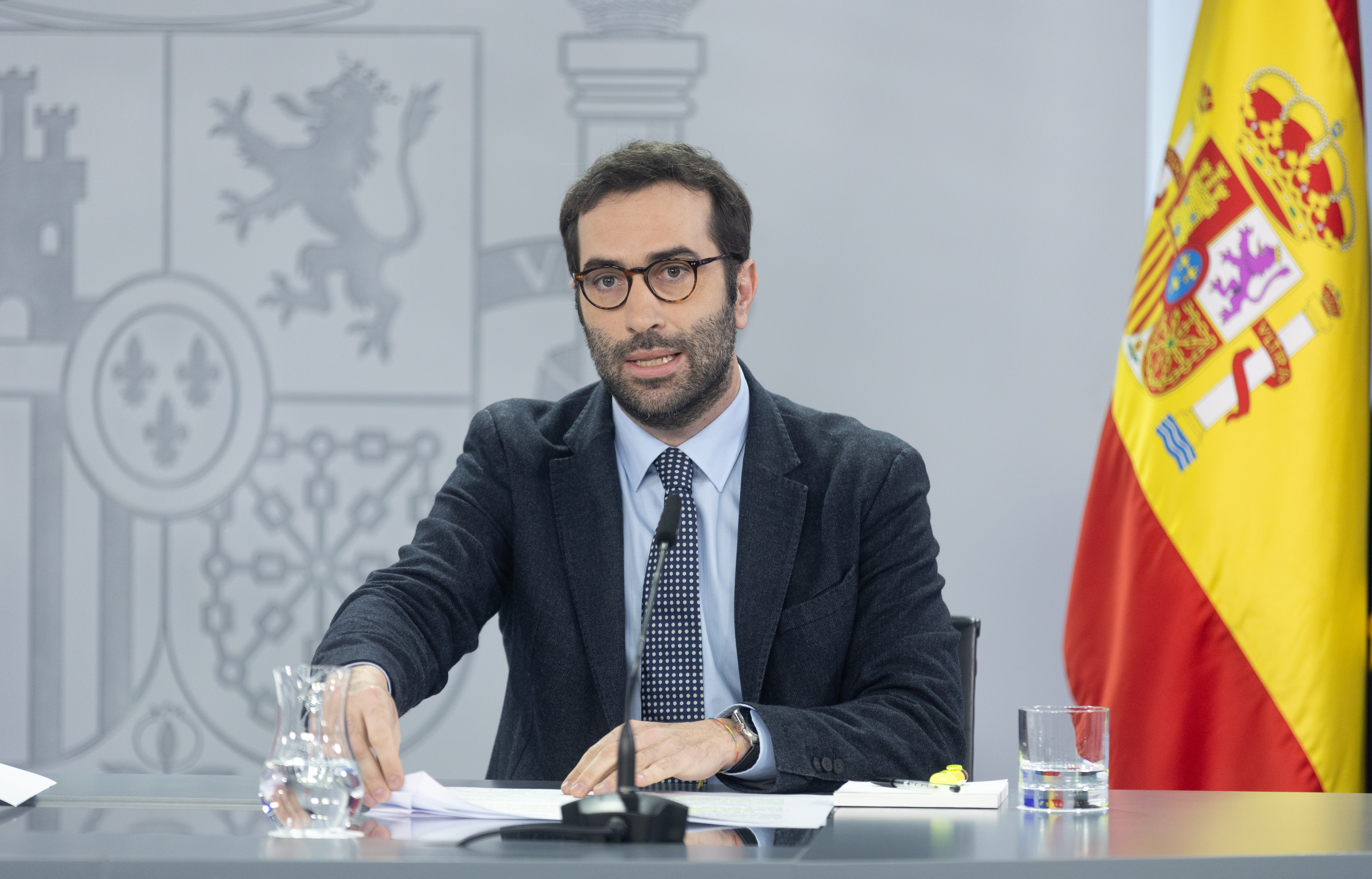 El ministre d'Economia cita Goirigolzarri, Torres i la resta de banquers per primera vegada