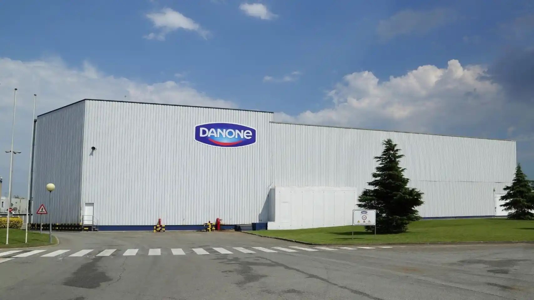 danone parets exterior