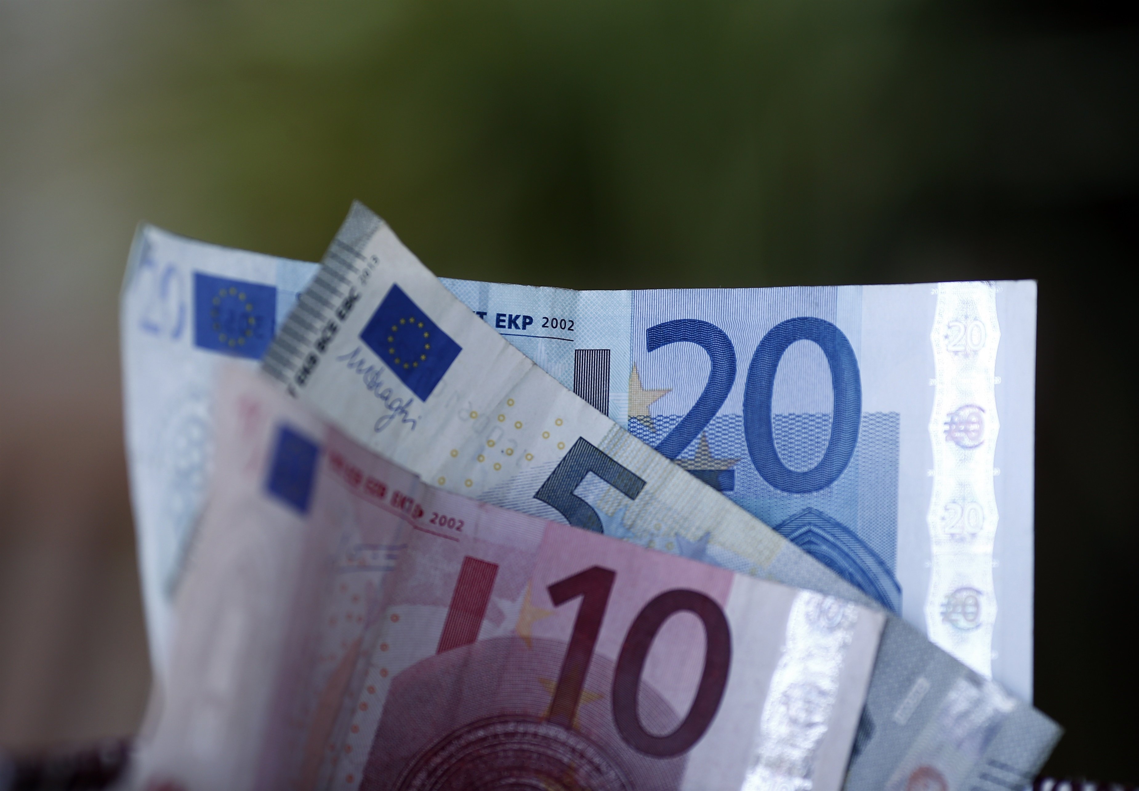 EuropaPress 5152175 billetes monedas euros euro dinero