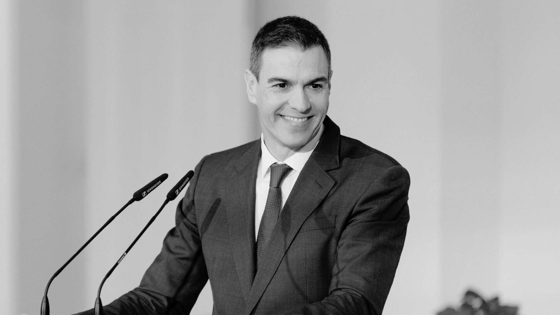 Pedro Sánchez B W