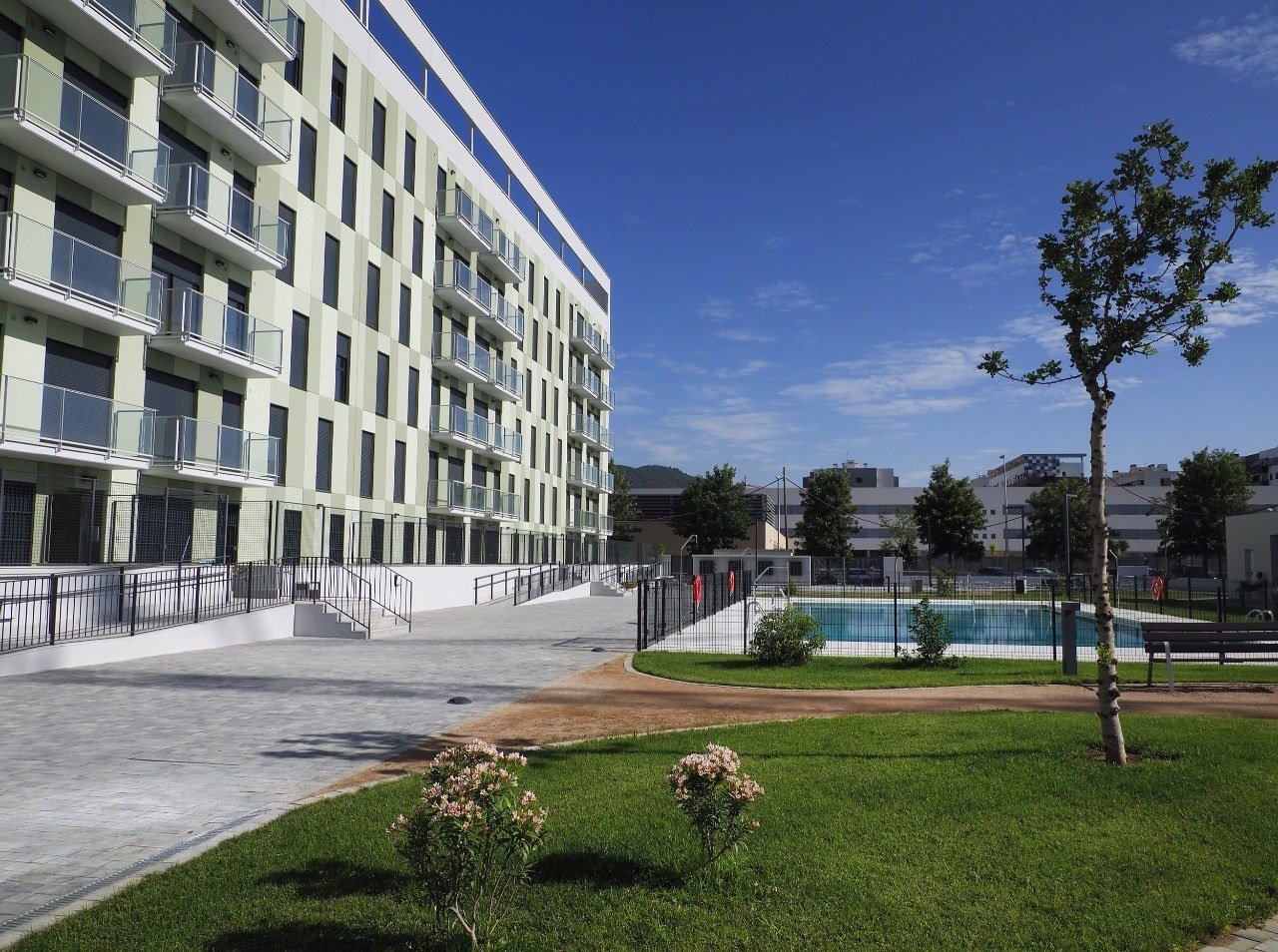 Com sol·licitar un habitatge de protecció oficial i quins requisits he de complir