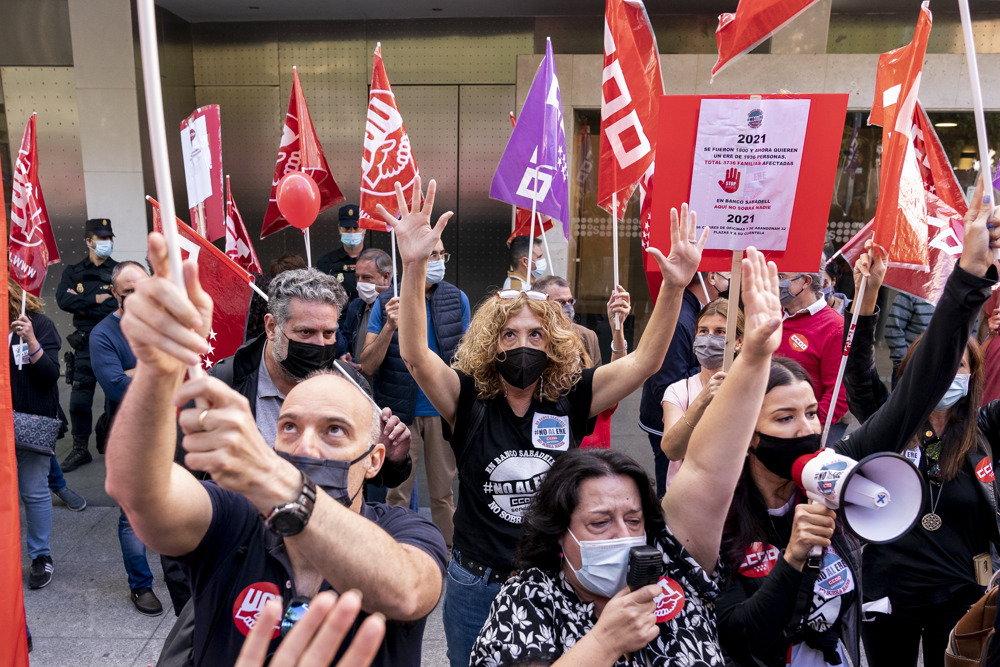 Els treballadors de banca faran vaga el dia 22 de març pels salaris