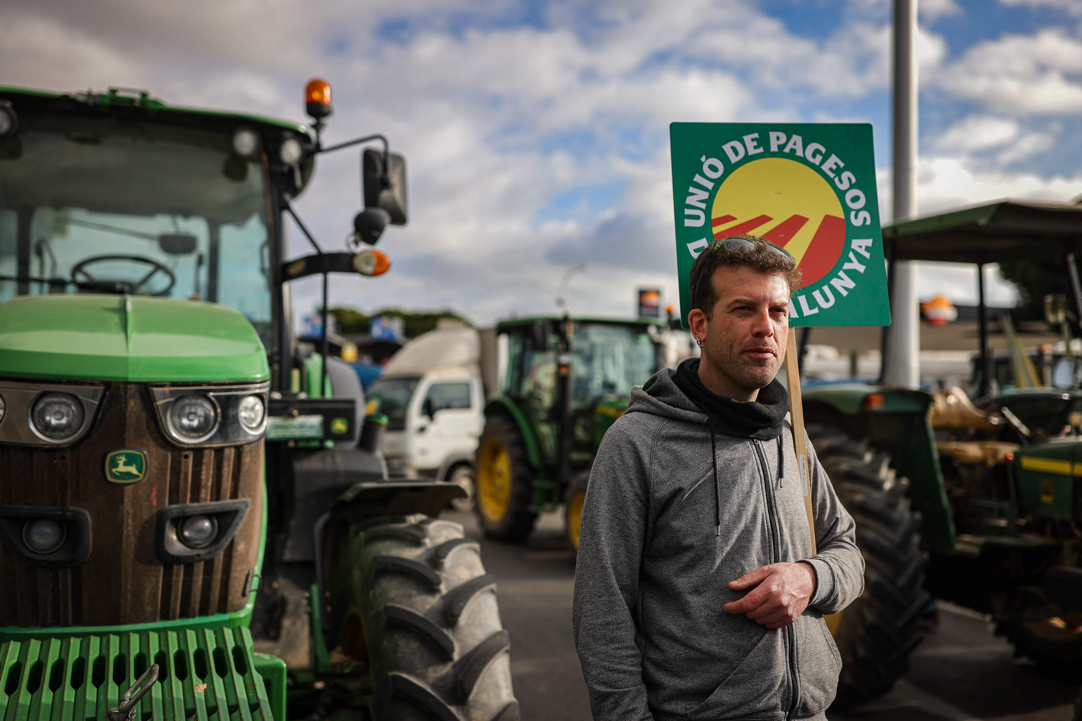 Els agricultors catalans preparen una mobilització a la frontera amb pagesos de França