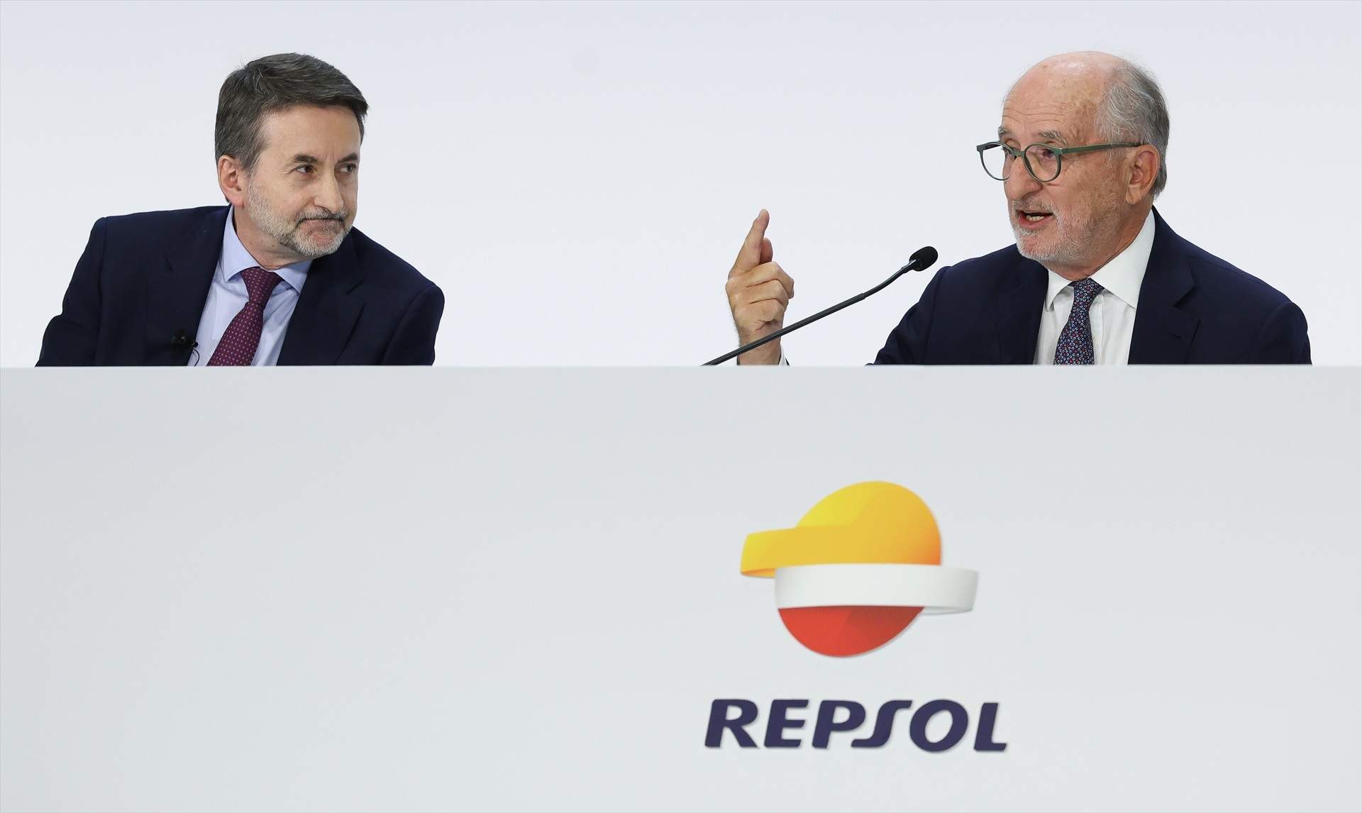 EuropaPress 5223006 ceo repsol josu jon imaz presidente repsol antonio brufau junta general