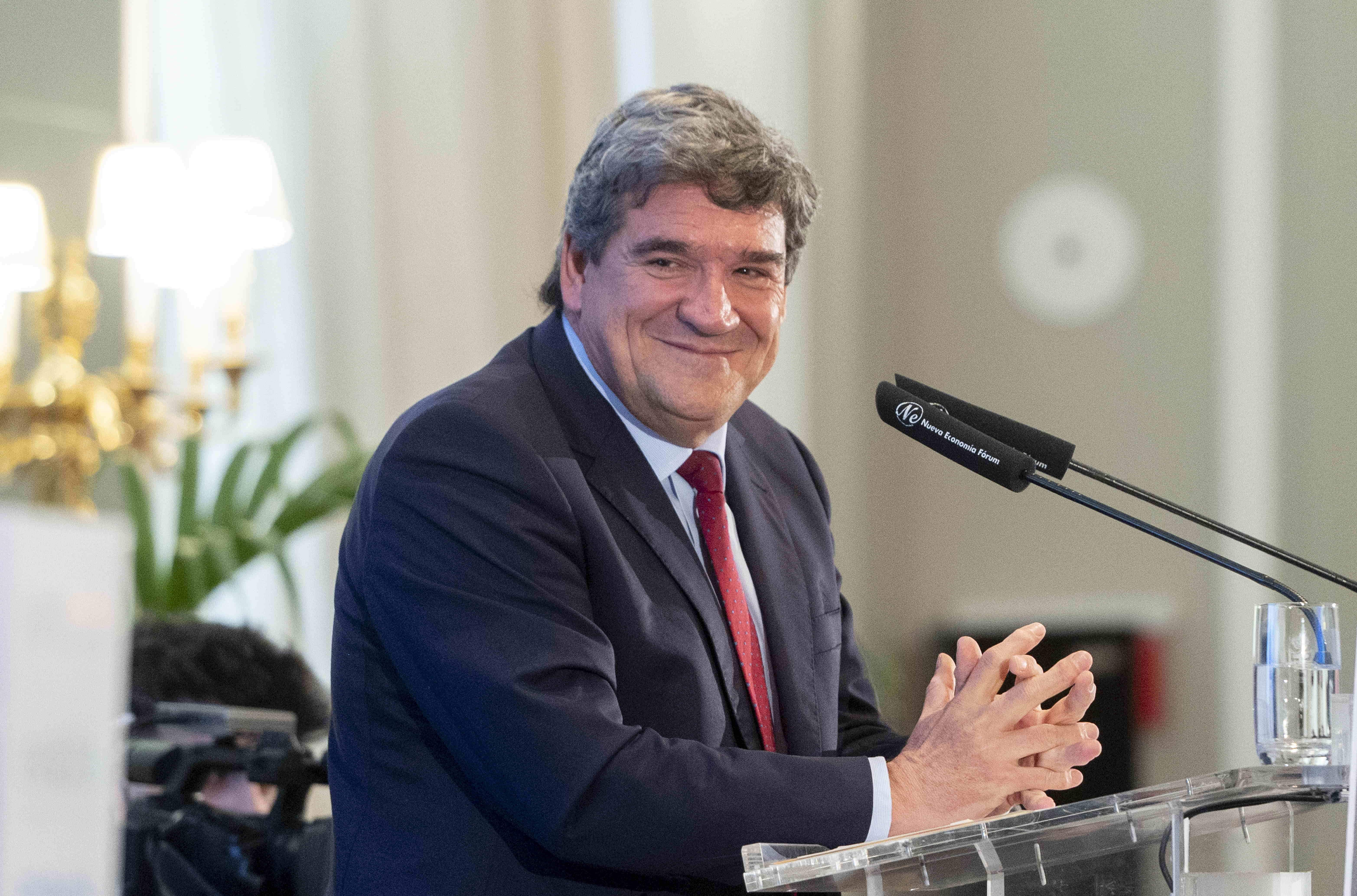 Escrivá rebaixa les expectatives de la sentència europea sobre els interins