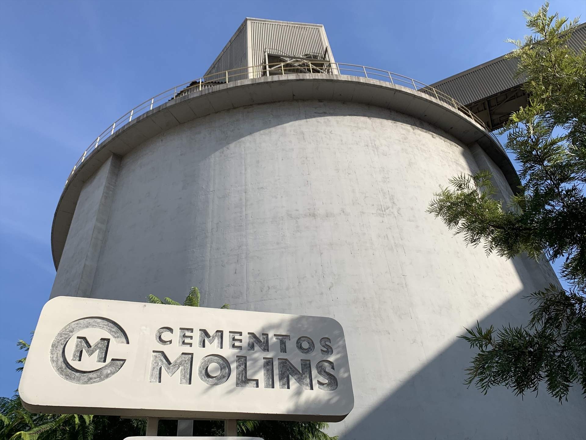 Cementos Molins va guanyar 151 milions, un 35% més, malgrat l'alentiment del mercat