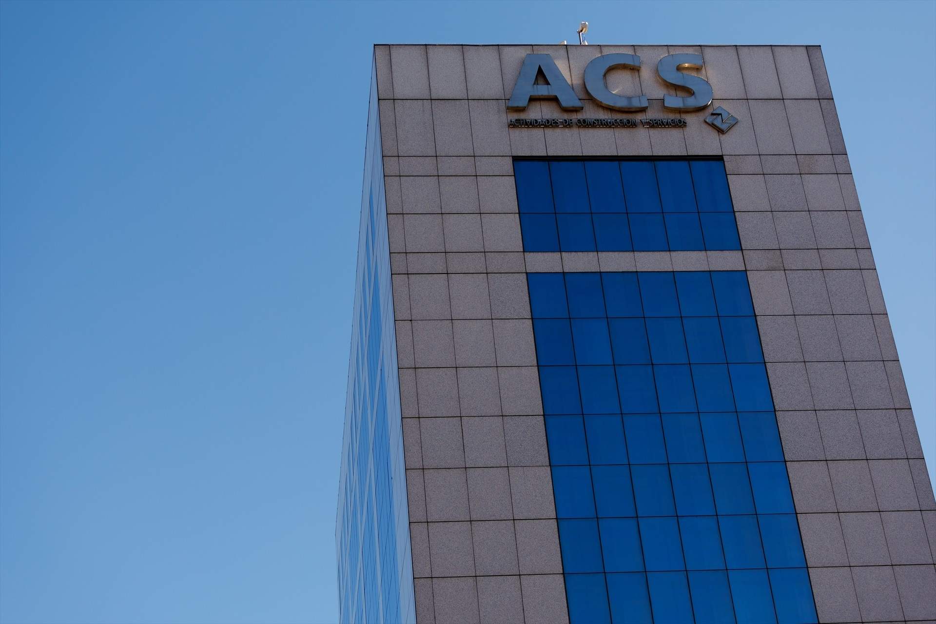 Morgan Stanley mejora un 34% el precio objetivo de ACS, a 40 euros