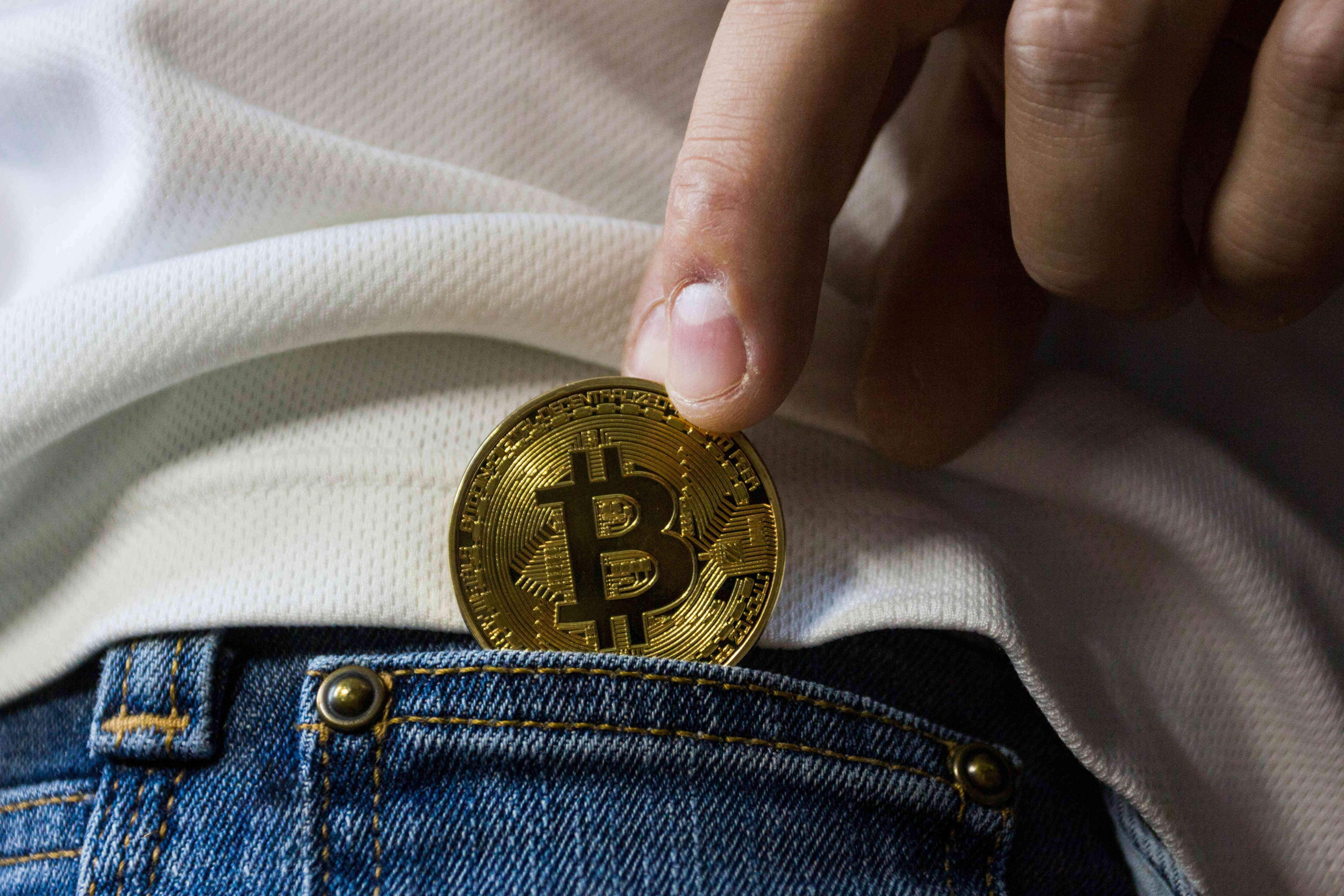 El bitcoin supera los 70.000 dólares y marca un nuevo máximo histórico