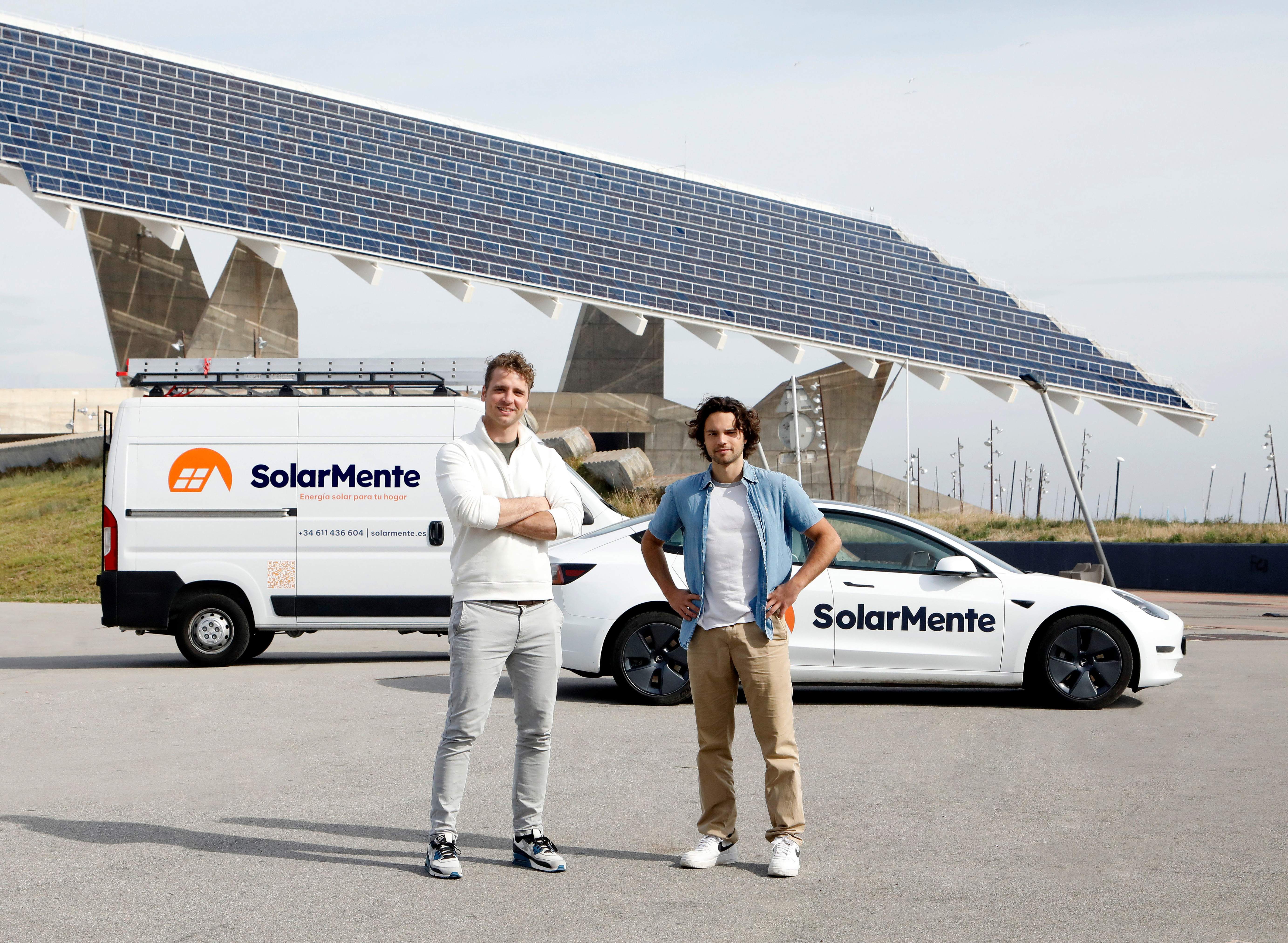 WouterDraijer&VictorGardrinier SolarMente centrada[48] (1)