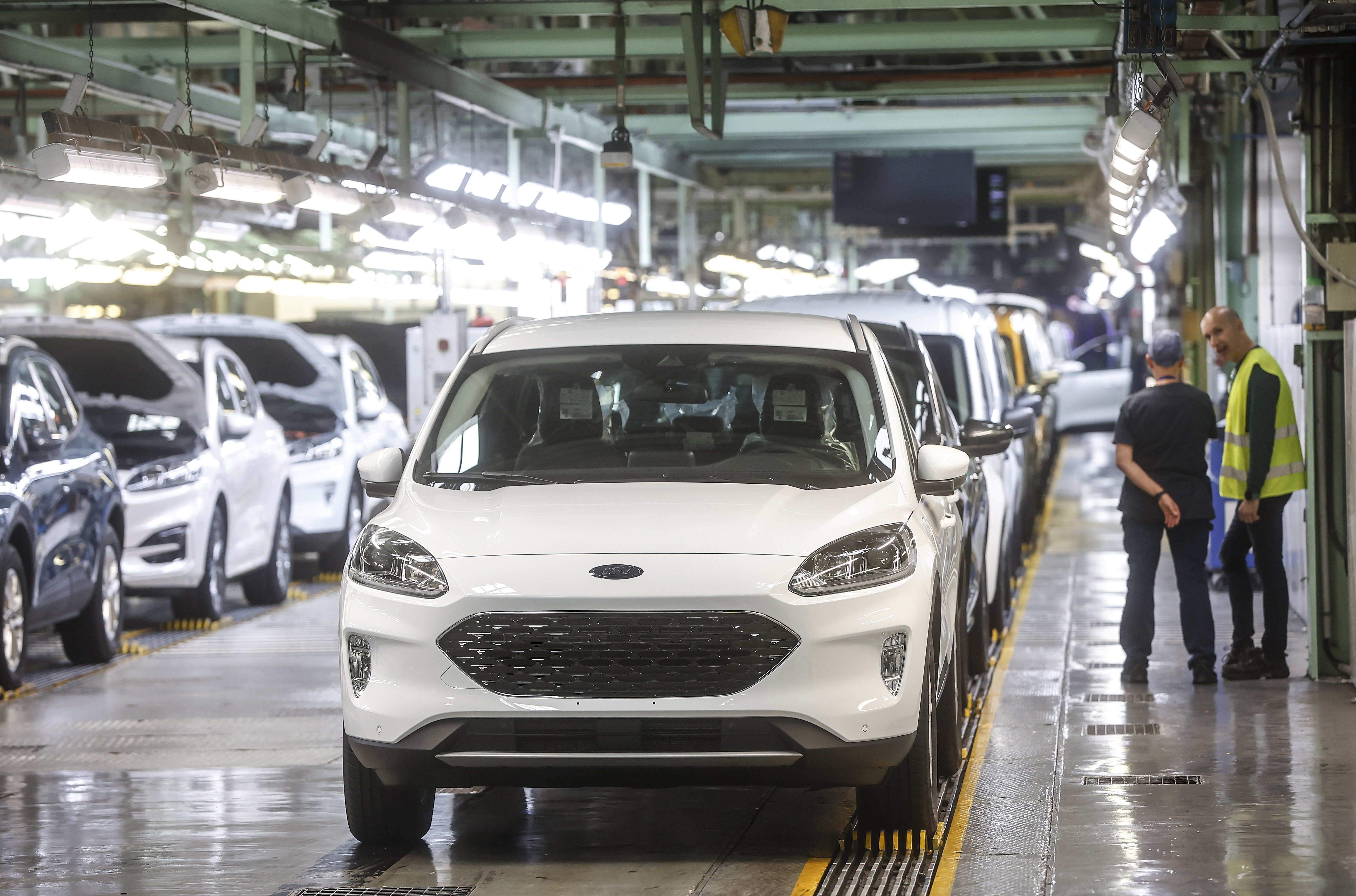 Más de 2.000 trabajadores de Ford Almussafes pararán durante 10 días