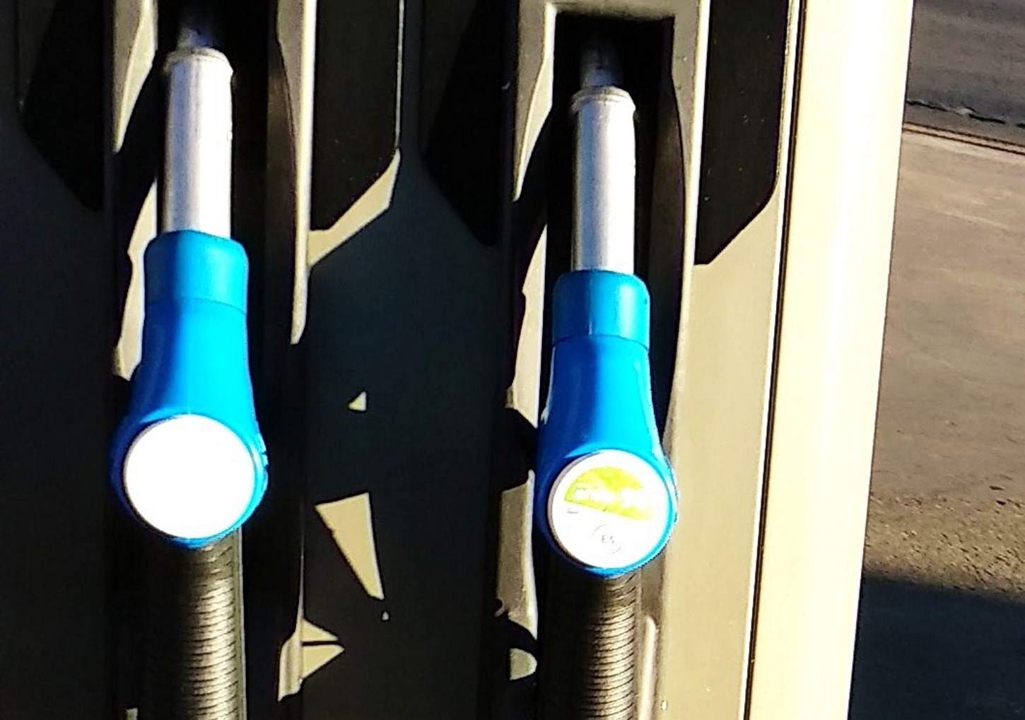La gasolina puja a Espanya a 1,67 euros el litre i encadena tres mesos a l'alça