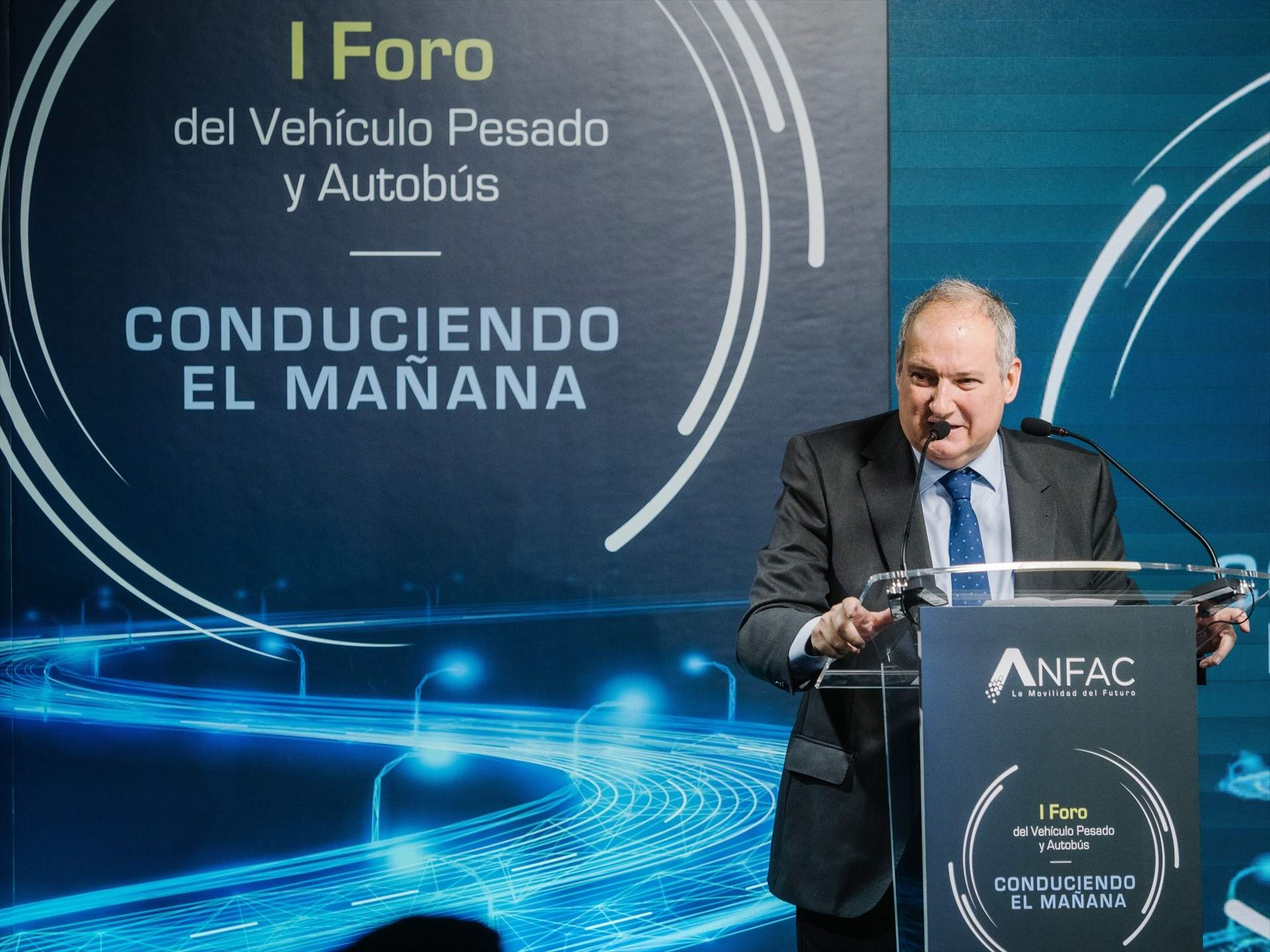 Industria convocarà al maig el Perte VEC 3 per a vehicles elèctrics, dotat amb 500 milions d'euros