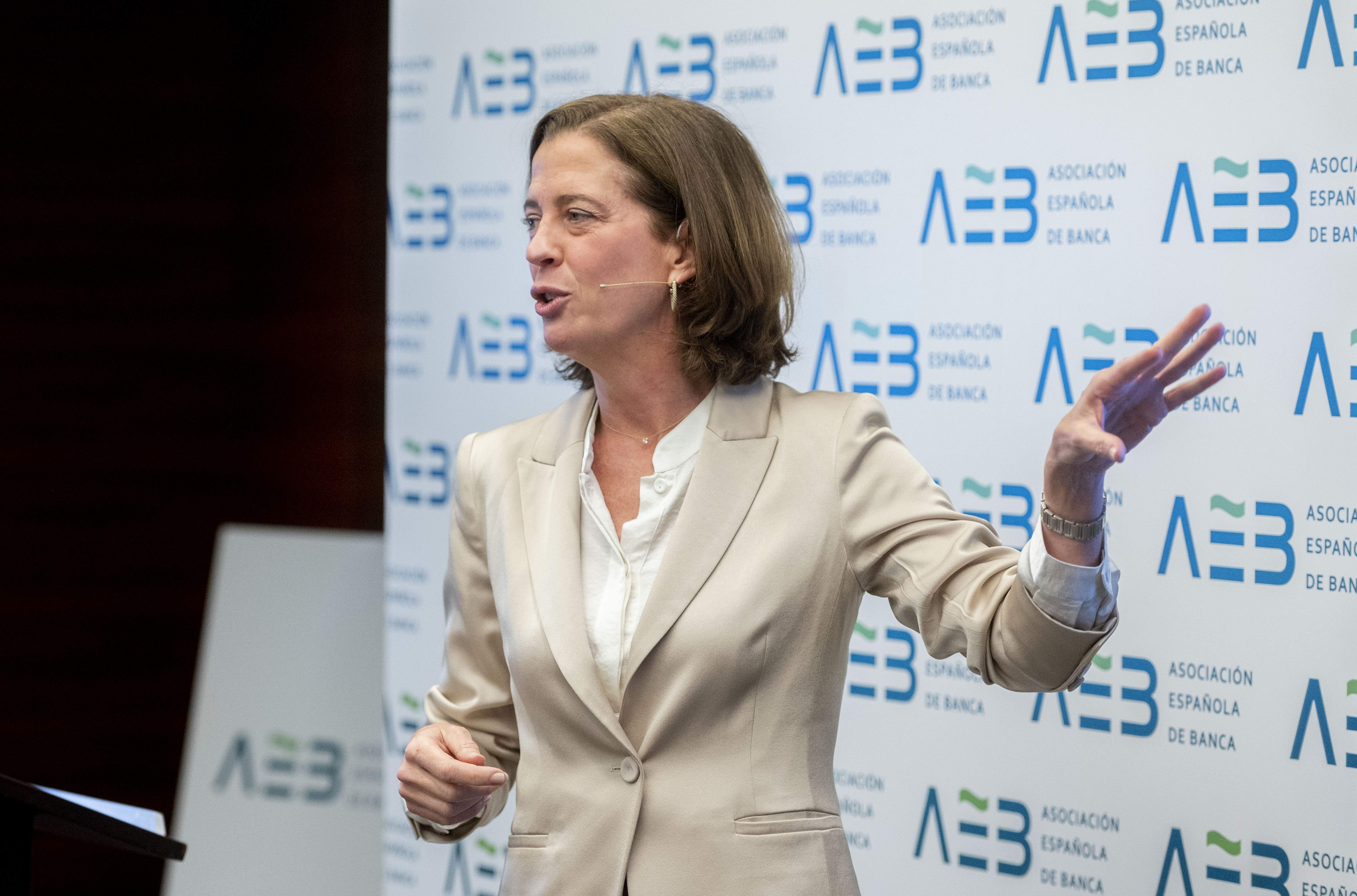 La presidenta de AEB, Alejandra Kindelan