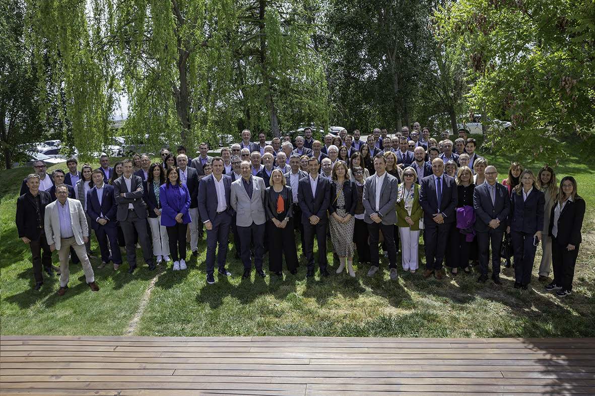 Llardén (Enagas), Clemente (Merlin)... los protagonistas del encuentro empresarial del Pirineo