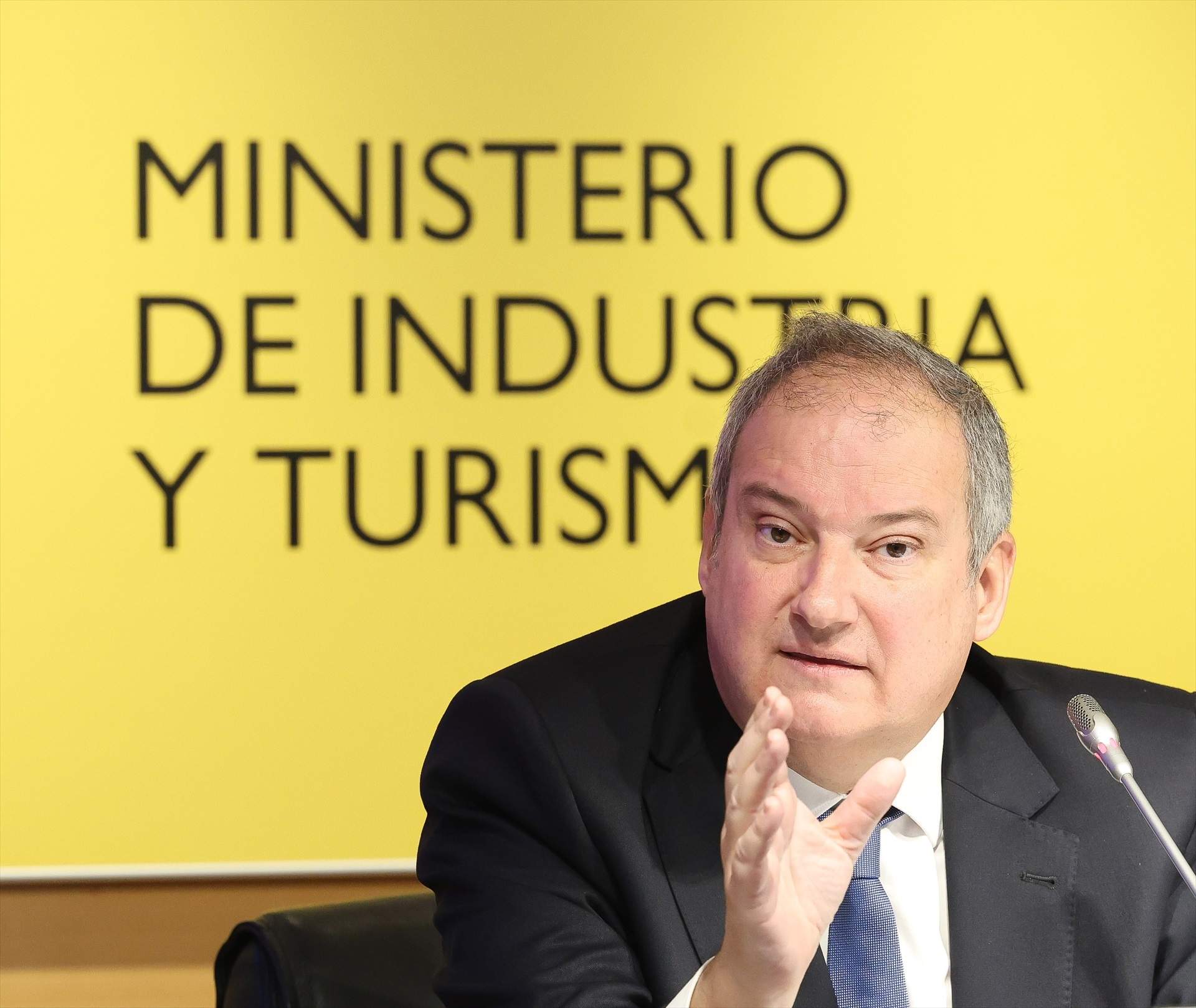 ministro industria turismo jordi hereu rueda prensa hacer balance turistico