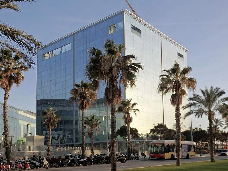 Edificio de oficinas ocean en Barcelona, donde tiene su sede Holaluz.