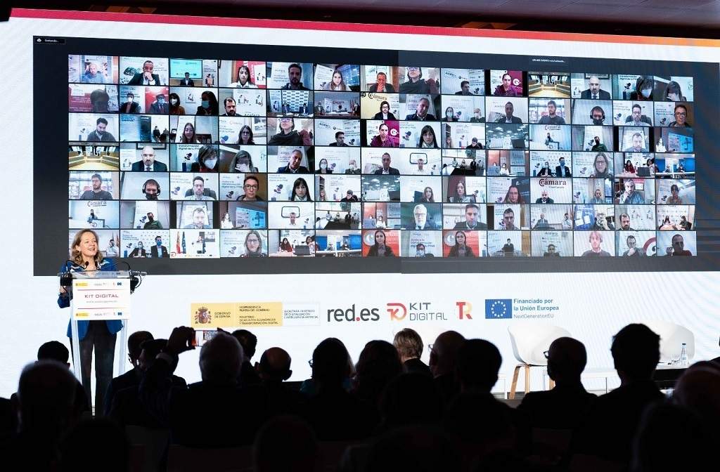El Gobierno amplía el 'kit digital' a medianas empresas de hasta 250 trabajadores