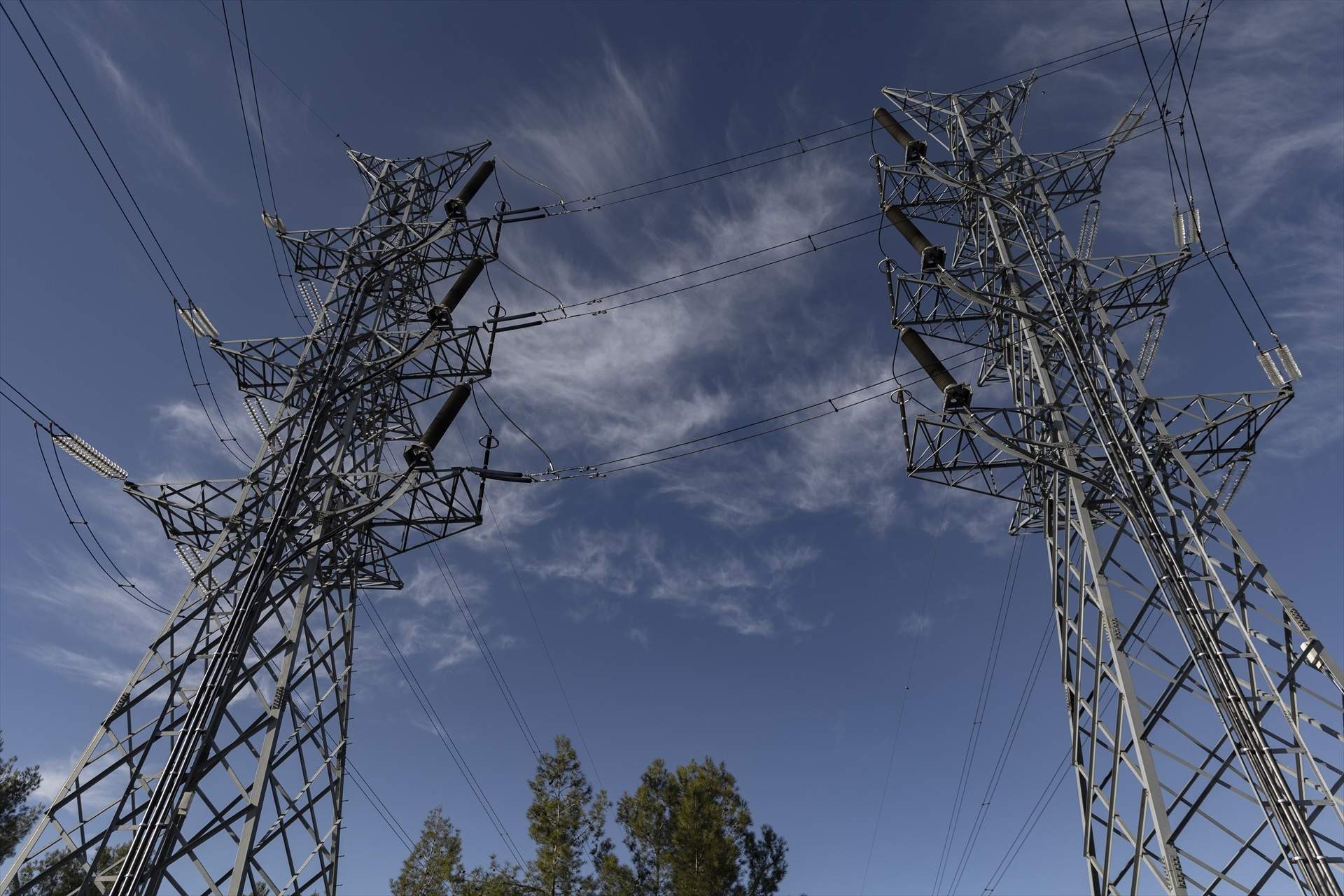 Dos torres electricas en Madrid, España / EP