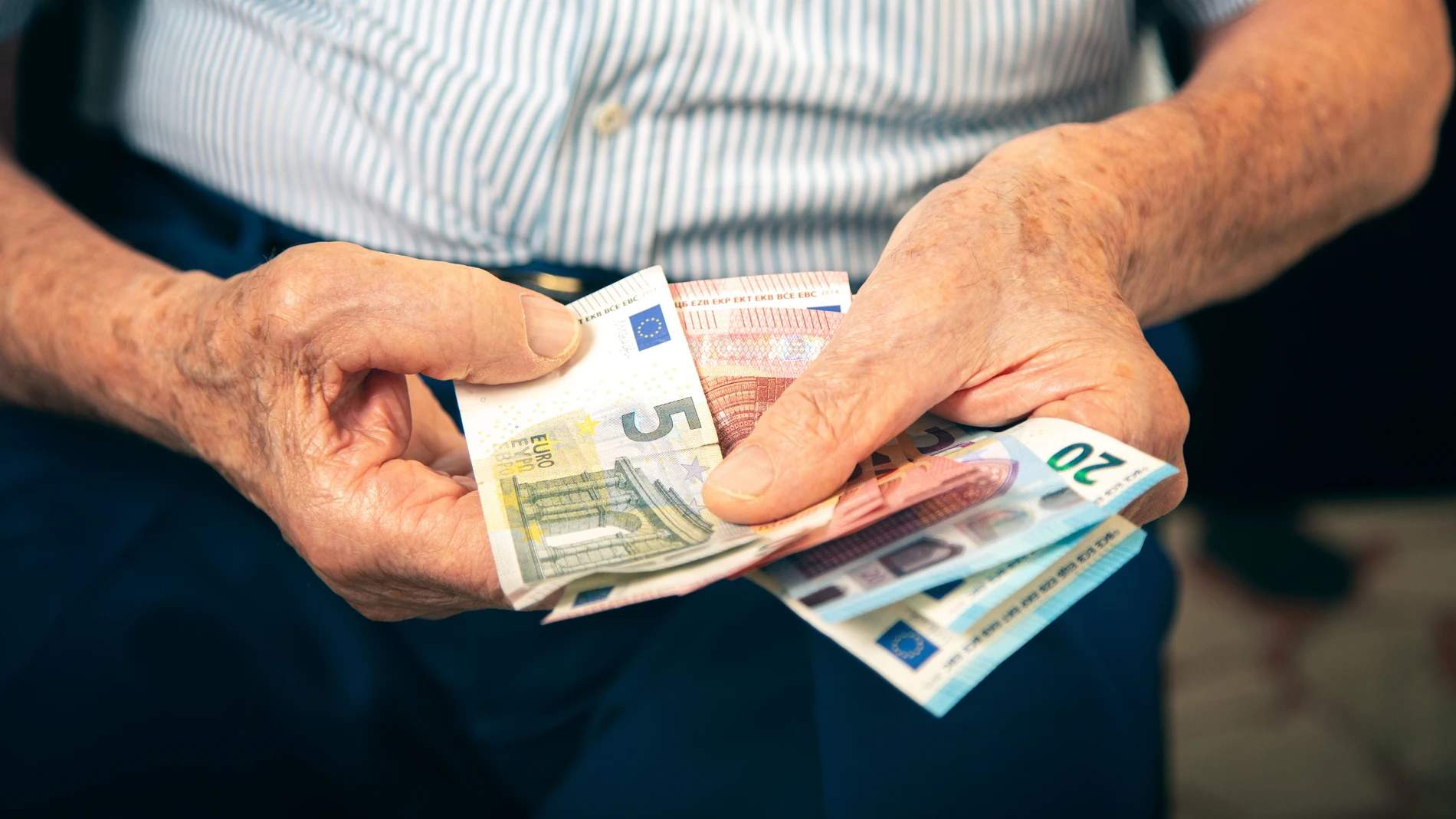 Aquests són els mutualistes que no poden sol·licitar els 4.000 euros d'Hisenda