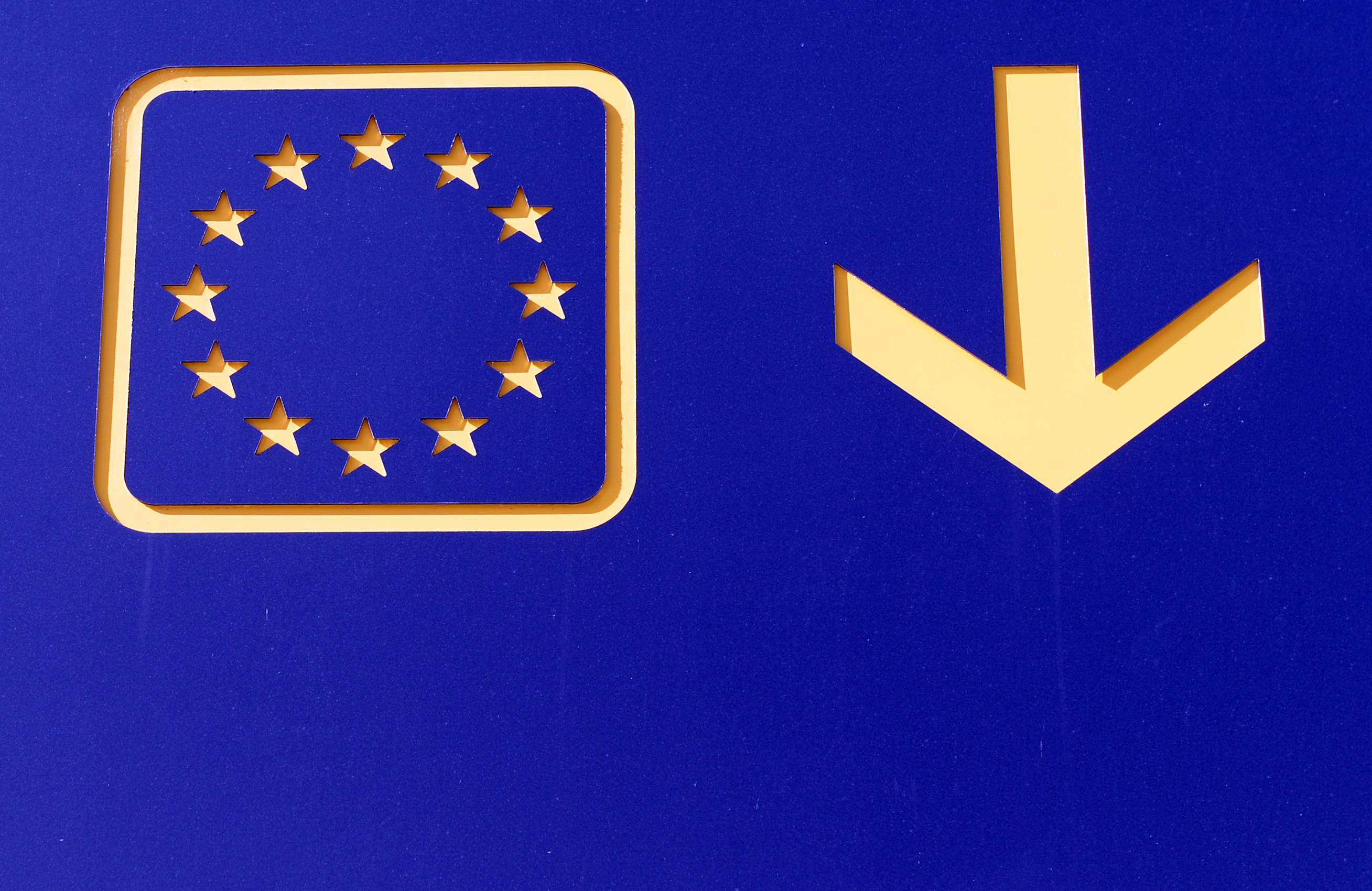 EuropaPress 4803605 filed 22 october 2013 romania bucharest an arrow is seen next to an eu flag