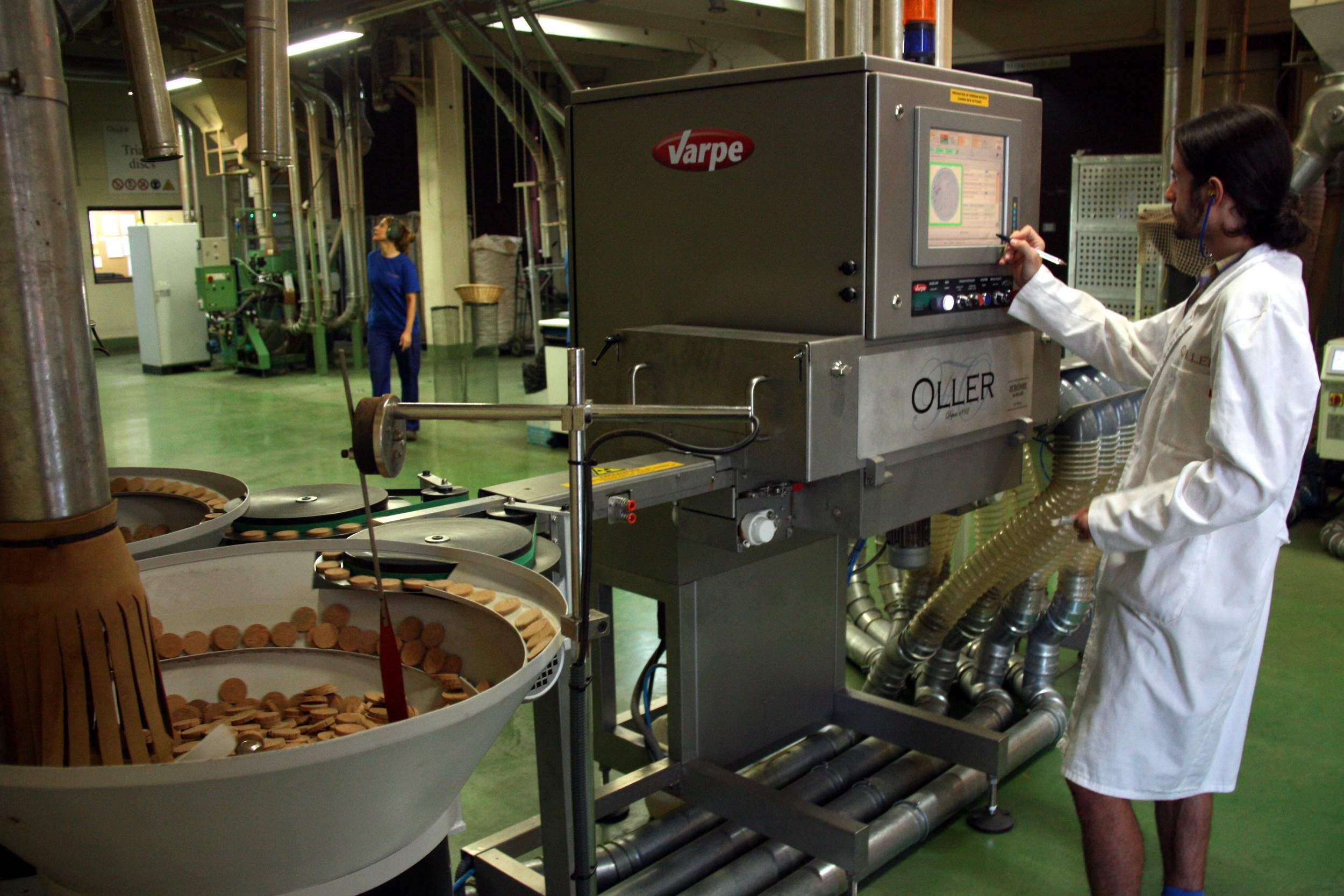 Catalunya supera los 3,8 millones de ocupados tras crear 42.000 empleos en mayo