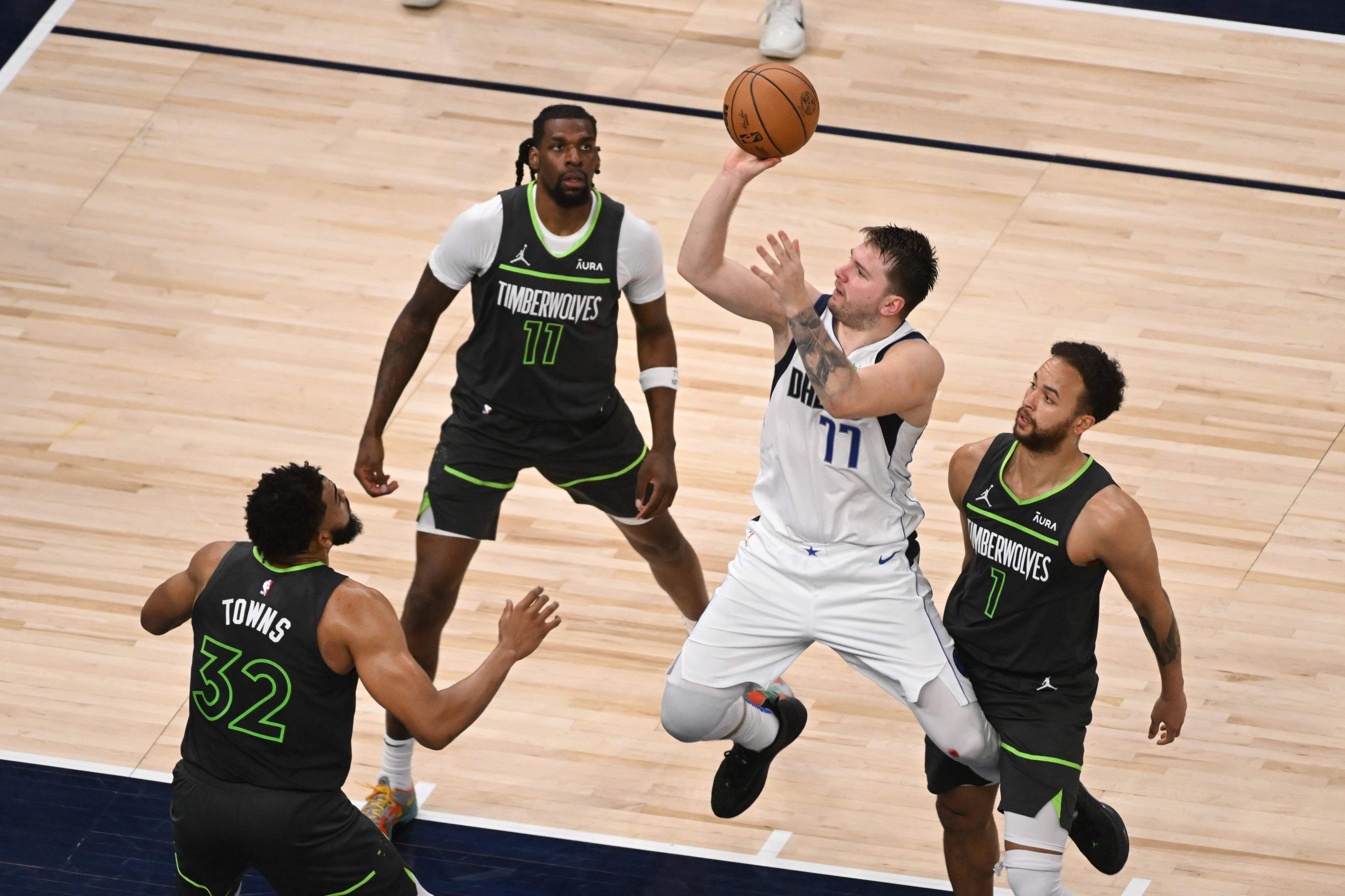 L'NBA, a prop de firmar amb ESPN, Amazon i NBC un acord de televisió de 70.000 milions